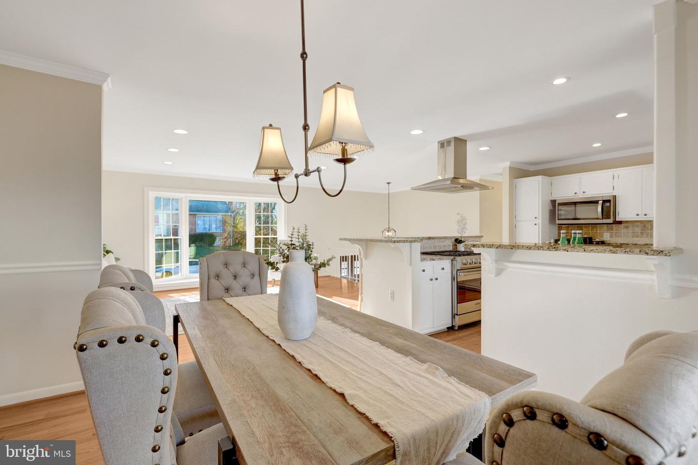 307 VALEVIEW CT NW, VIENNA, Virginia 22180, 4 Bedrooms Bedrooms, ,3 BathroomsBathrooms,Residential,For sale,307 VALEVIEW CT NW,VAFX2285528 MLS # VAFX2285528 307 VALEVIEW CT NW, VIENNA, Virginia 22180, 4 Bedrooms Bedrooms, ,3 BathroomsBathrooms,Residential,For sale,307 VALEVIEW CT NW,VAFX2285528 MLS # VAFX2285528