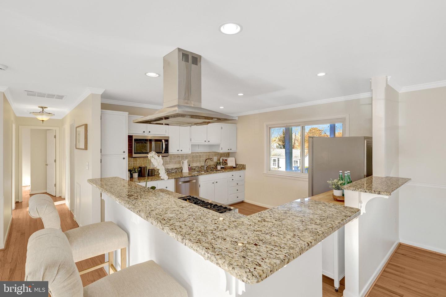 307 VALEVIEW CT NW, VIENNA, Virginia 22180, 4 Bedrooms Bedrooms, ,3 BathroomsBathrooms,Residential,For sale,307 VALEVIEW CT NW,VAFX2285528 MLS # VAFX2285528 307 VALEVIEW CT NW, VIENNA, Virginia 22180, 4 Bedrooms Bedrooms, ,3 BathroomsBathrooms,Residential,For sale,307 VALEVIEW CT NW,VAFX2285528 MLS # VAFX2285528