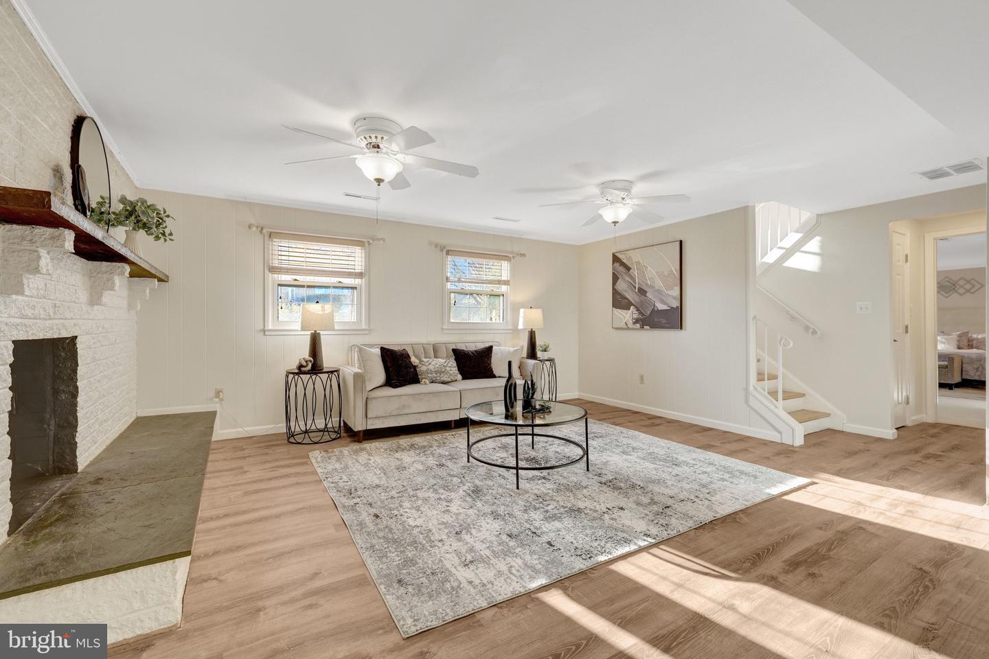 307 VALEVIEW CT NW, VIENNA, Virginia 22180, 4 Bedrooms Bedrooms, ,3 BathroomsBathrooms,Residential,For sale,307 VALEVIEW CT NW,VAFX2285528 MLS # VAFX2285528 307 VALEVIEW CT NW, VIENNA, Virginia 22180, 4 Bedrooms Bedrooms, ,3 BathroomsBathrooms,Residential,For sale,307 VALEVIEW CT NW,VAFX2285528 MLS # VAFX2285528