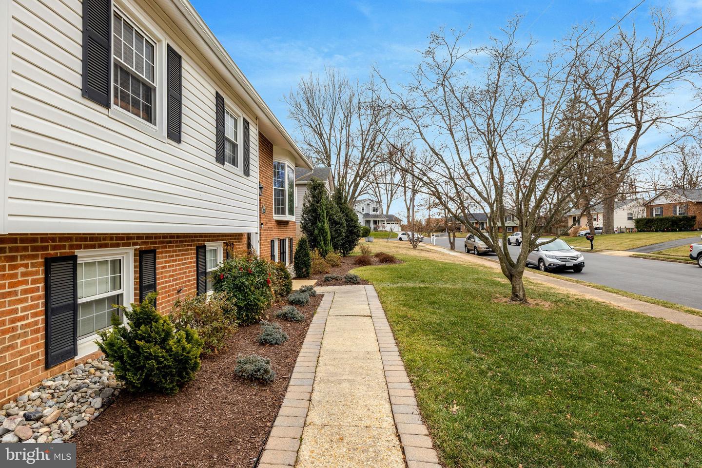 307 VALEVIEW CT NW, VIENNA, Virginia 22180, 4 Bedrooms Bedrooms, ,3 BathroomsBathrooms,Residential,For sale,307 VALEVIEW CT NW,VAFX2285528 MLS # VAFX2285528 307 VALEVIEW CT NW, VIENNA, Virginia 22180, 4 Bedrooms Bedrooms, ,3 BathroomsBathrooms,Residential,For sale,307 VALEVIEW CT NW,VAFX2285528 MLS # VAFX2285528