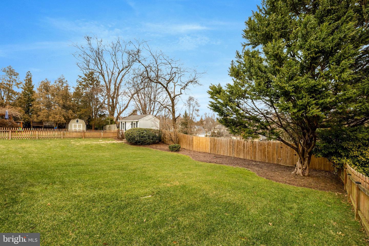 307 VALEVIEW CT NW, VIENNA, Virginia 22180, 4 Bedrooms Bedrooms, ,3 BathroomsBathrooms,Residential,For sale,307 VALEVIEW CT NW,VAFX2285528 MLS # VAFX2285528 307 VALEVIEW CT NW, VIENNA, Virginia 22180, 4 Bedrooms Bedrooms, ,3 BathroomsBathrooms,Residential,For sale,307 VALEVIEW CT NW,VAFX2285528 MLS # VAFX2285528