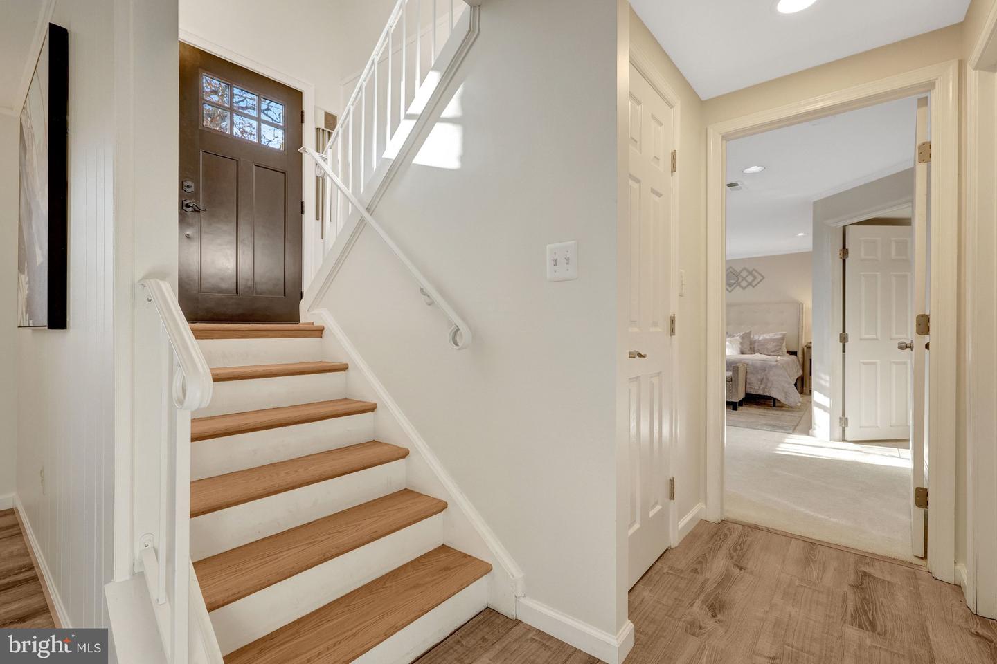 307 VALEVIEW CT NW, VIENNA, Virginia 22180, 4 Bedrooms Bedrooms, ,3 BathroomsBathrooms,Residential,For sale,307 VALEVIEW CT NW,VAFX2285528 MLS # VAFX2285528 307 VALEVIEW CT NW, VIENNA, Virginia 22180, 4 Bedrooms Bedrooms, ,3 BathroomsBathrooms,Residential,For sale,307 VALEVIEW CT NW,VAFX2285528 MLS # VAFX2285528