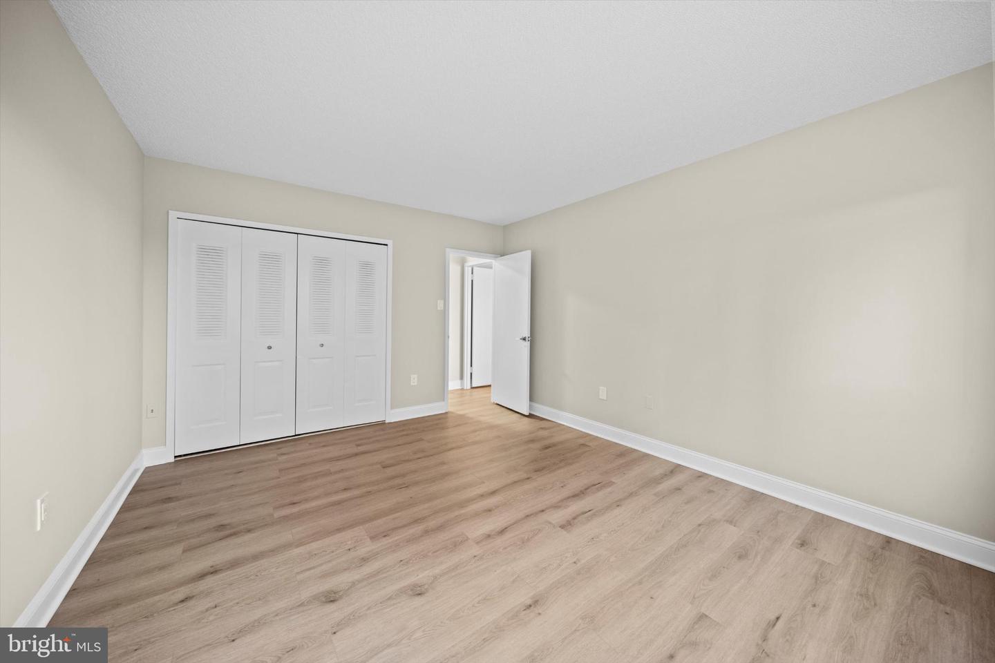 3701 S GEORGE MASON DR #417N, FALLS CHURCH, Virginia 22041, 2 Bedrooms Bedrooms, 4 Rooms Rooms,2 BathroomsBathrooms,Residential,For sale,3701 S GEORGE MASON DR #417N,VAFX2285556 MLS # VAFX2285556 3701 S GEORGE MASON DR #417N, FALLS CHURCH, Virginia 22041, 2 Bedrooms Bedrooms, 4 Rooms Rooms,2 BathroomsBathrooms,Residential,For sale,3701 S GEORGE MASON DR #417N,VAFX2285556 MLS # VAFX2285556