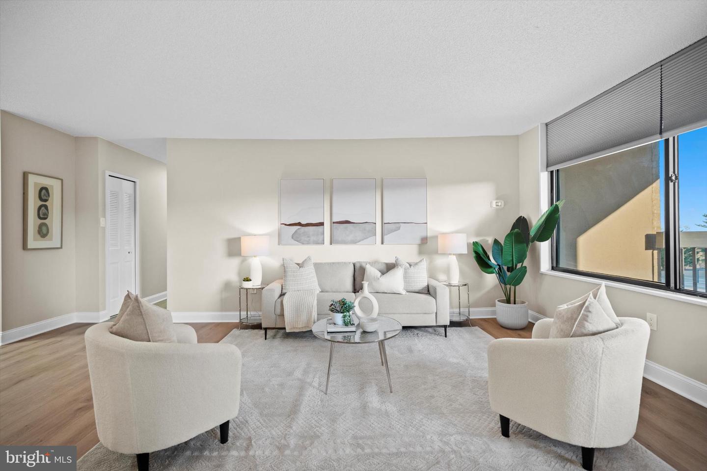 3701 S GEORGE MASON DR #417N, FALLS CHURCH, Virginia 22041, 2 Bedrooms Bedrooms, 4 Rooms Rooms,2 BathroomsBathrooms,Residential,For sale,3701 S GEORGE MASON DR #417N,VAFX2285556 MLS # VAFX2285556 3701 S GEORGE MASON DR #417N, FALLS CHURCH, Virginia 22041, 2 Bedrooms Bedrooms, 4 Rooms Rooms,2 BathroomsBathrooms,Residential,For sale,3701 S GEORGE MASON DR #417N,VAFX2285556 MLS # VAFX2285556