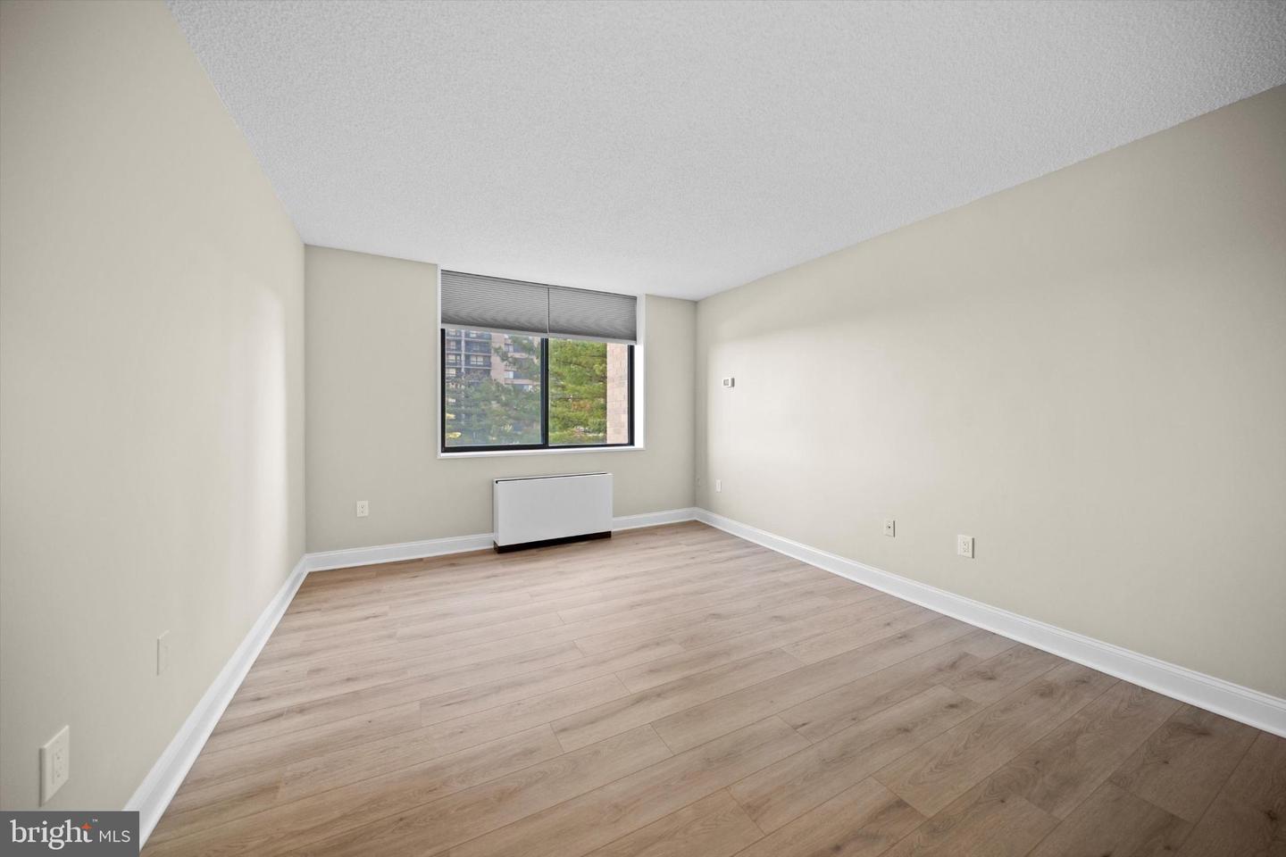 3701 S GEORGE MASON DR #417N, FALLS CHURCH, Virginia 22041, 2 Bedrooms Bedrooms, 4 Rooms Rooms,2 BathroomsBathrooms,Residential,For sale,3701 S GEORGE MASON DR #417N,VAFX2285556 MLS # VAFX2285556 3701 S GEORGE MASON DR #417N, FALLS CHURCH, Virginia 22041, 2 Bedrooms Bedrooms, 4 Rooms Rooms,2 BathroomsBathrooms,Residential,For sale,3701 S GEORGE MASON DR #417N,VAFX2285556 MLS # VAFX2285556