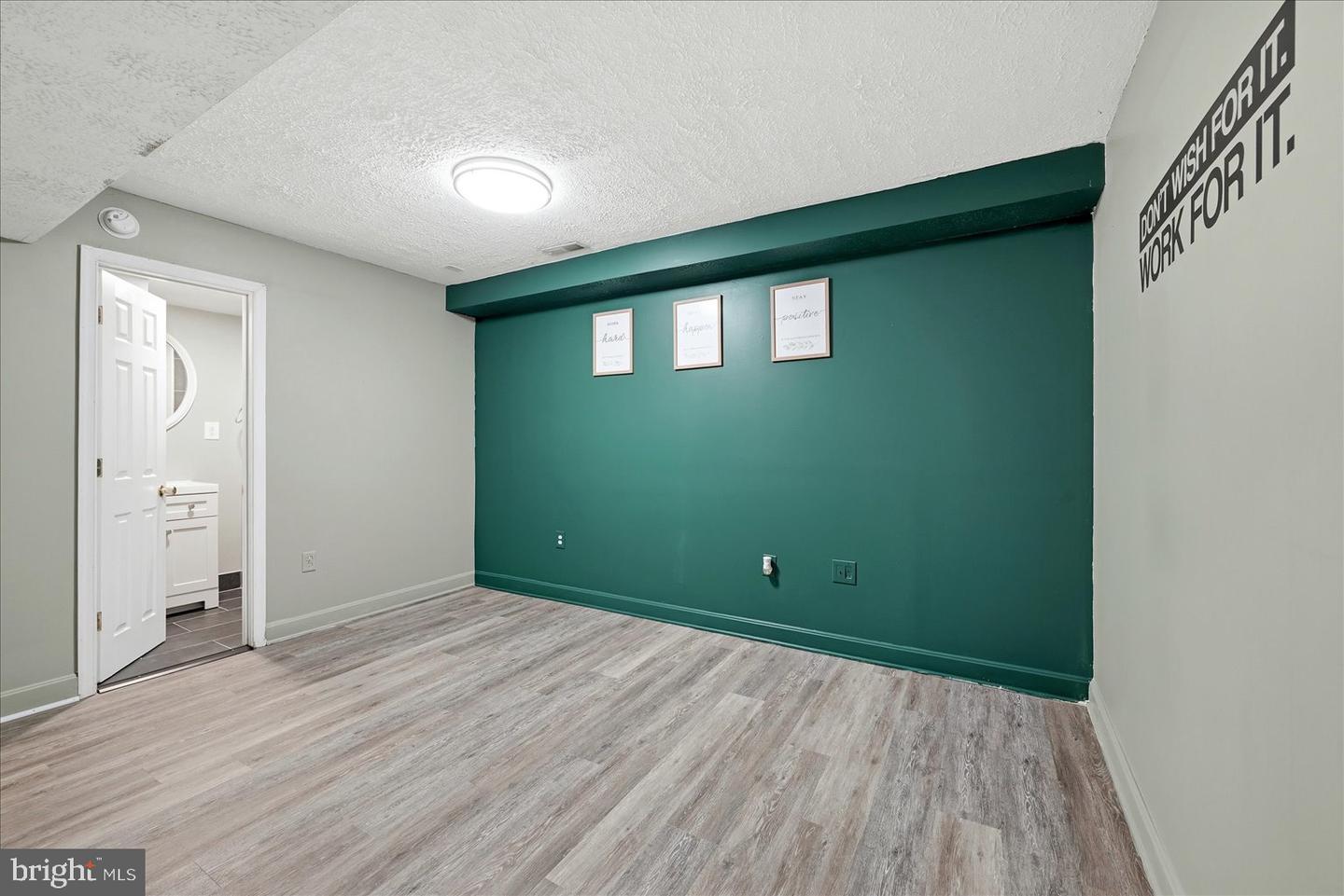 127 KINROSS DR, WINCHESTER, Virginia 22602, 5 Bedrooms Bedrooms, ,3 BathroomsBathrooms,Residential,For sale,127 KINROSS DR,VAFV2038894 MLS # VAFV2038894