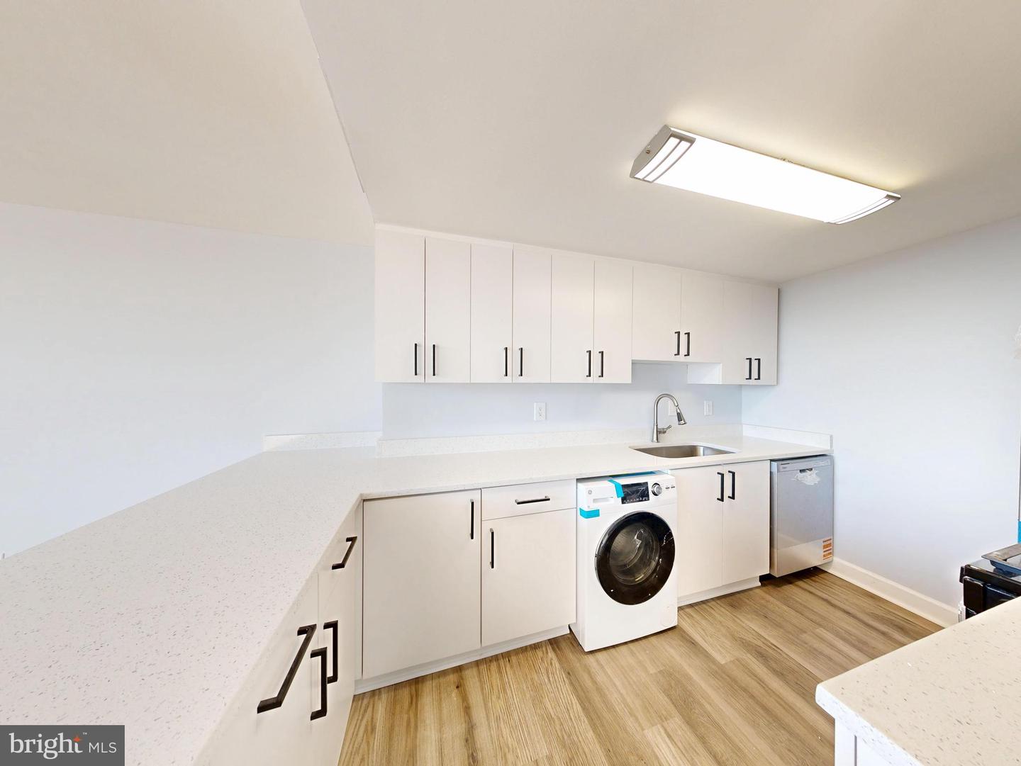 4600 DUKE ST #600, ALEXANDRIA, Virginia 22304, 1 Bedroom Bedrooms, ,1 BathroomBathrooms,Residential,For sale,4600 DUKE ST #600,VAAX2053114 MLS # VAAX2053114 4600 DUKE ST #600, ALEXANDRIA, Virginia 22304, 1 Bedroom Bedrooms, ,1 BathroomBathrooms,Residential,For sale,4600 DUKE ST #600,VAAX2053114 MLS # VAAX2053114