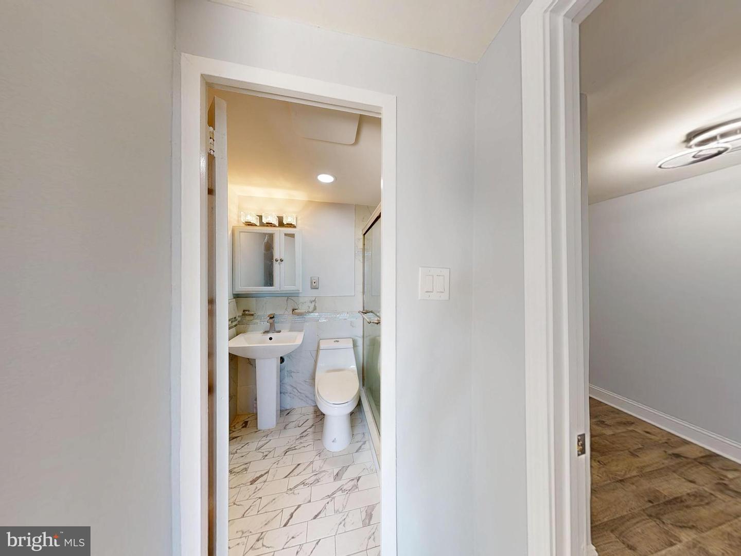 4600 DUKE ST #600, ALEXANDRIA, Virginia 22304, 1 Bedroom Bedrooms, ,1 BathroomBathrooms,Residential,For sale,4600 DUKE ST #600,VAAX2053114 MLS # VAAX2053114 4600 DUKE ST #600, ALEXANDRIA, Virginia 22304, 1 Bedroom Bedrooms, ,1 BathroomBathrooms,Residential,For sale,4600 DUKE ST #600,VAAX2053114 MLS # VAAX2053114