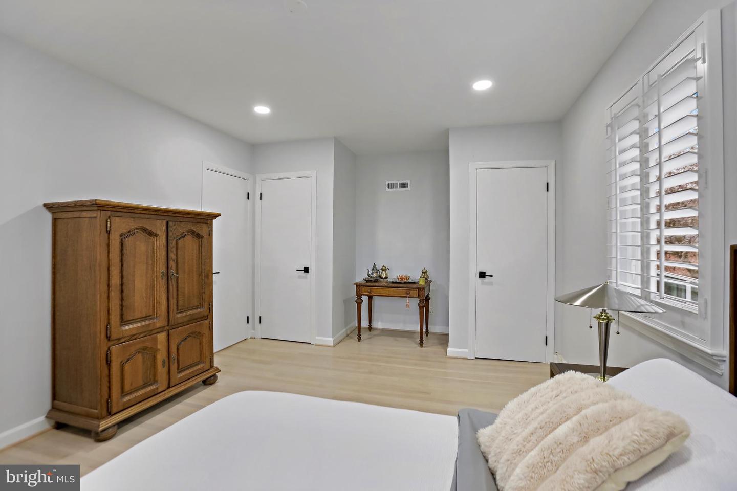 3906 RIDGE RD, ANNANDALE, Virginia 22003, 3 Bedrooms Bedrooms, 5 Rooms Rooms,2 BathroomsBathrooms,Residential,For sale,3906 RIDGE RD,VAFX2285696 MLS # VAFX2285696 3906 RIDGE RD, ANNANDALE, Virginia 22003, 3 Bedrooms Bedrooms, 5 Rooms Rooms,2 BathroomsBathrooms,Residential,For sale,3906 RIDGE RD,VAFX2285696 MLS # VAFX2285696