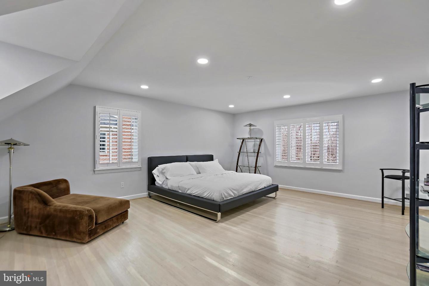 3906 RIDGE RD, ANNANDALE, Virginia 22003, 3 Bedrooms Bedrooms, 5 Rooms Rooms,2 BathroomsBathrooms,Residential,For sale,3906 RIDGE RD,VAFX2285696 MLS # VAFX2285696 3906 RIDGE RD, ANNANDALE, Virginia 22003, 3 Bedrooms Bedrooms, 5 Rooms Rooms,2 BathroomsBathrooms,Residential,For sale,3906 RIDGE RD,VAFX2285696 MLS # VAFX2285696