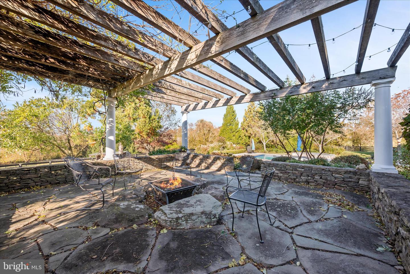 17635 HARMONY CHURCH RD, HAMILTON, Virginia 20158, 6 Bedrooms Bedrooms, ,6 BathroomsBathrooms,Residential,For sale,17635 HARMONY CHURCH RD,VALO2113938 MLS # VALO2113938