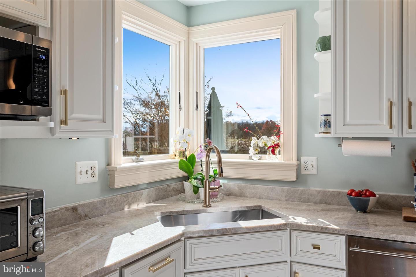 17635 HARMONY CHURCH RD, HAMILTON, Virginia 20158, 6 Bedrooms Bedrooms, ,6 BathroomsBathrooms,Residential,For sale,17635 HARMONY CHURCH RD,VALO2113938 MLS # VALO2113938