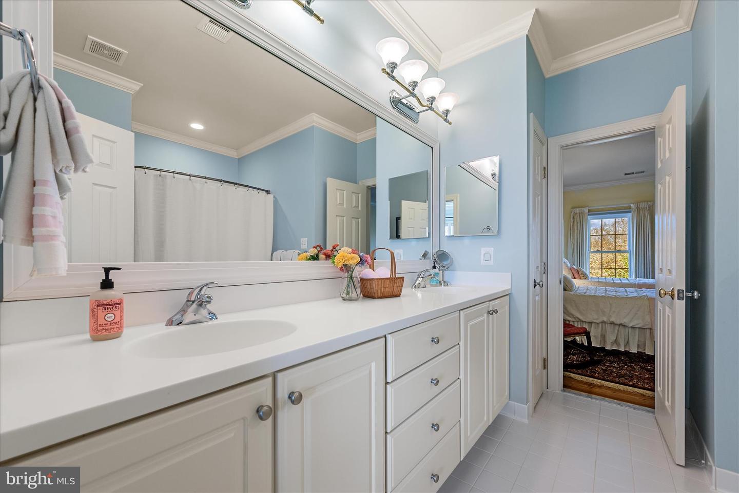 17635 HARMONY CHURCH RD, HAMILTON, Virginia 20158, 6 Bedrooms Bedrooms, ,6 BathroomsBathrooms,Residential,For sale,17635 HARMONY CHURCH RD,VALO2113938 MLS # VALO2113938