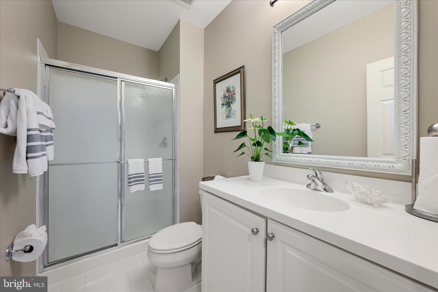 17635 HARMONY CHURCH RD, HAMILTON, Virginia 20158, 6 Bedrooms Bedrooms, ,6 BathroomsBathrooms,Residential,For sale,17635 HARMONY CHURCH RD,VALO2113938 MLS # VALO2113938