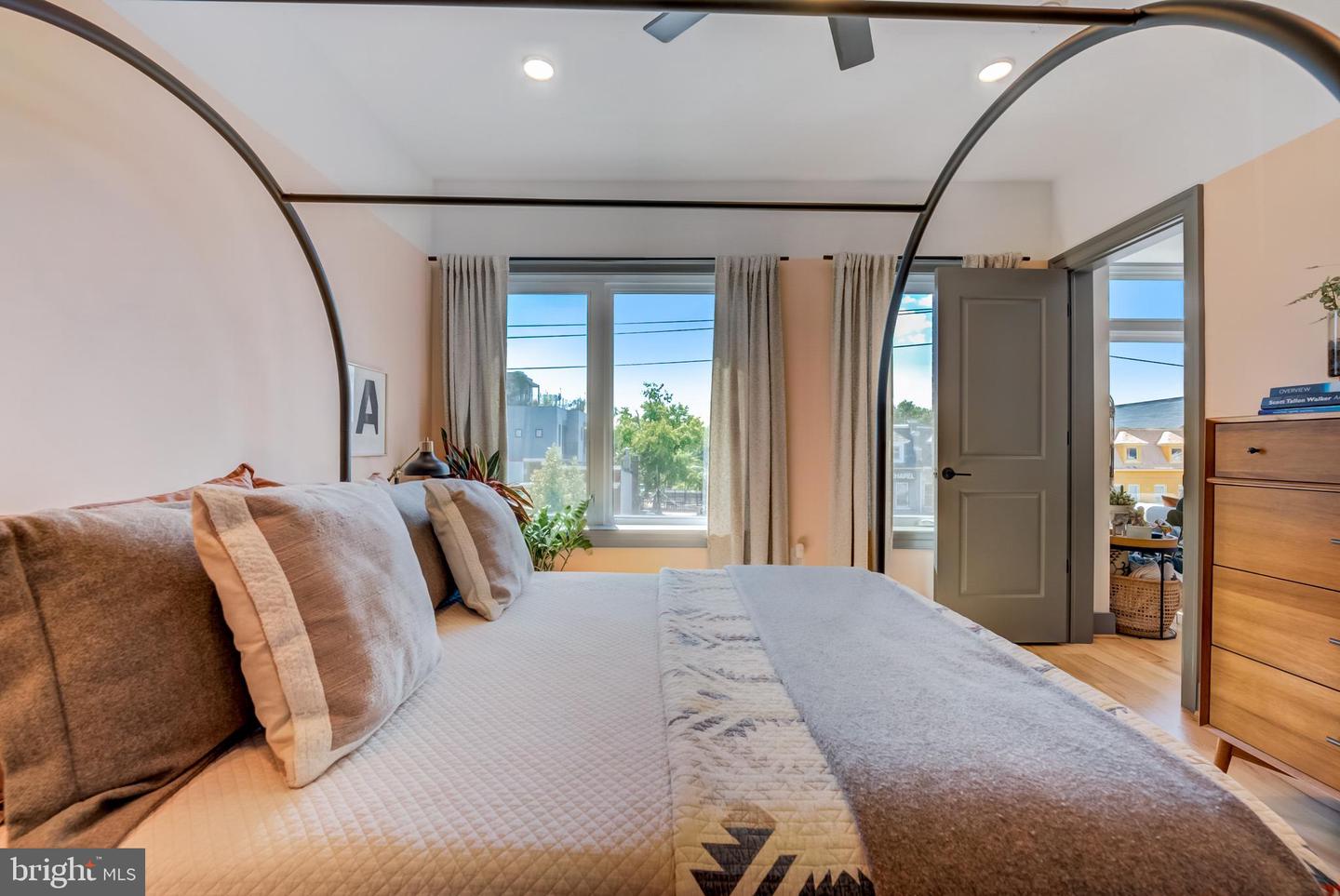 811 UPSHUR ST NW #7, WASHINGTON, District Of Columbia 20011, 2 Bedrooms Bedrooms, ,2 BathroomsBathrooms,Residential,For sale,811 UPSHUR ST NW #7,DCDC2241362 MLS # DCDC2241362 811 UPSHUR ST NW #7, WASHINGTON, District Of Columbia 20011, 2 Bedrooms Bedrooms, ,2 BathroomsBathrooms,Residential,For sale,811 UPSHUR ST NW #7,DCDC2241362 MLS # DCDC2241362