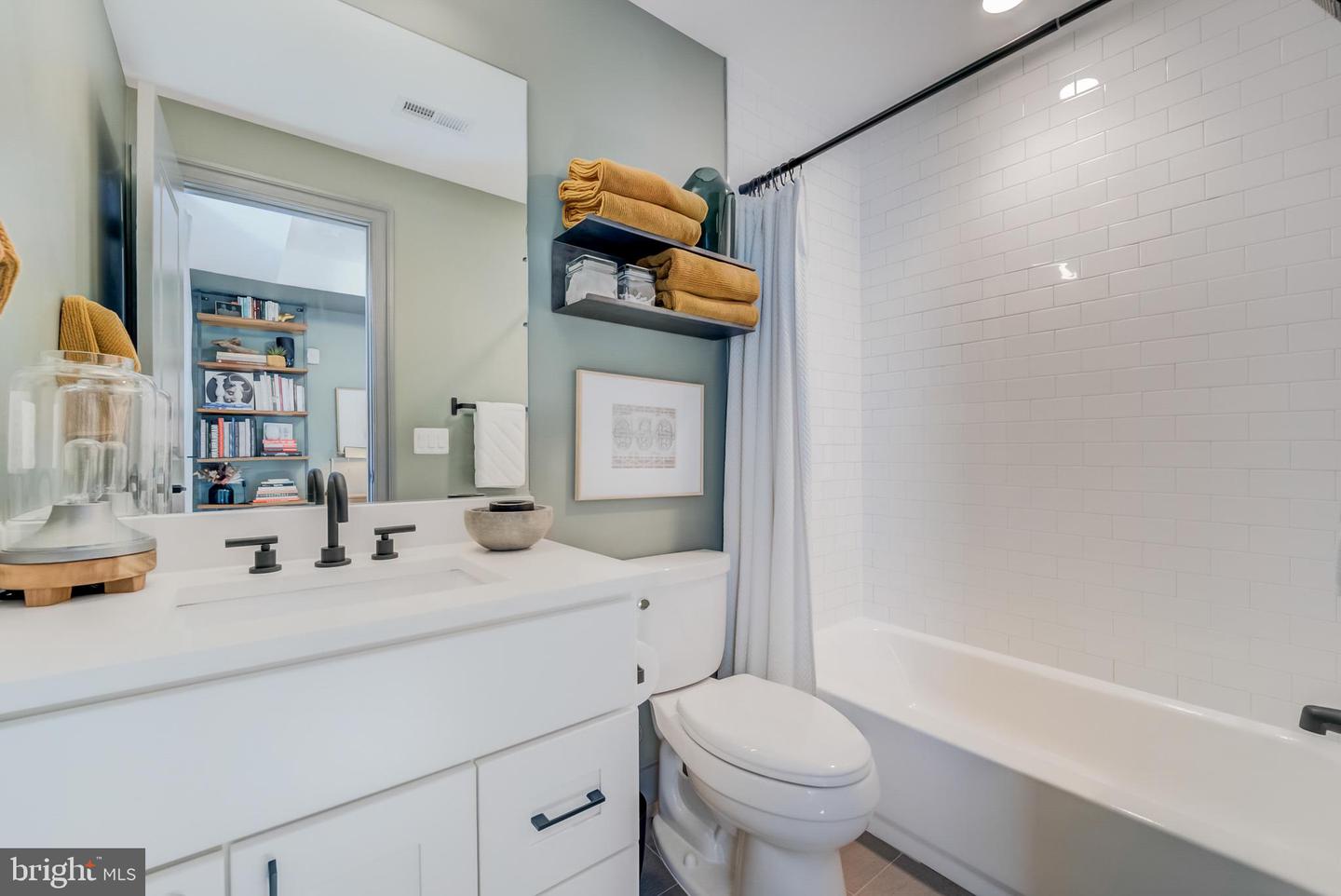 811 UPSHUR ST NW #7, WASHINGTON, District Of Columbia 20011, 2 Bedrooms Bedrooms, ,2 BathroomsBathrooms,Residential,For sale,811 UPSHUR ST NW #7,DCDC2241362 MLS # DCDC2241362 811 UPSHUR ST NW #7, WASHINGTON, District Of Columbia 20011, 2 Bedrooms Bedrooms, ,2 BathroomsBathrooms,Residential,For sale,811 UPSHUR ST NW #7,DCDC2241362 MLS # DCDC2241362