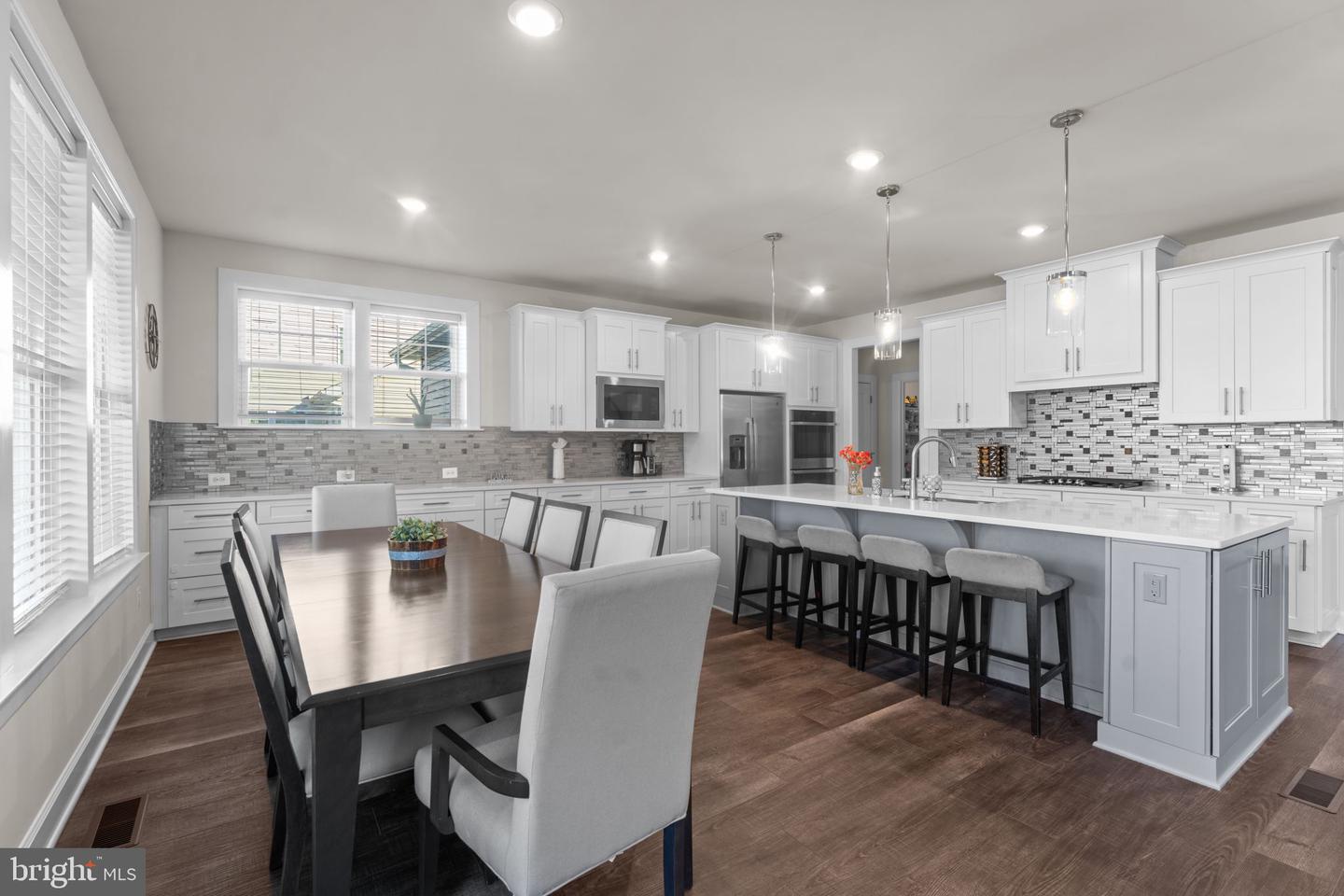 15610 CALUM CT, HAYMARKET, Virginia 20169, 5 Bedrooms Bedrooms, ,6 BathroomsBathrooms,Residential,For sale,15610 CALUM CT,VAPW2110528 MLS # VAPW2110528