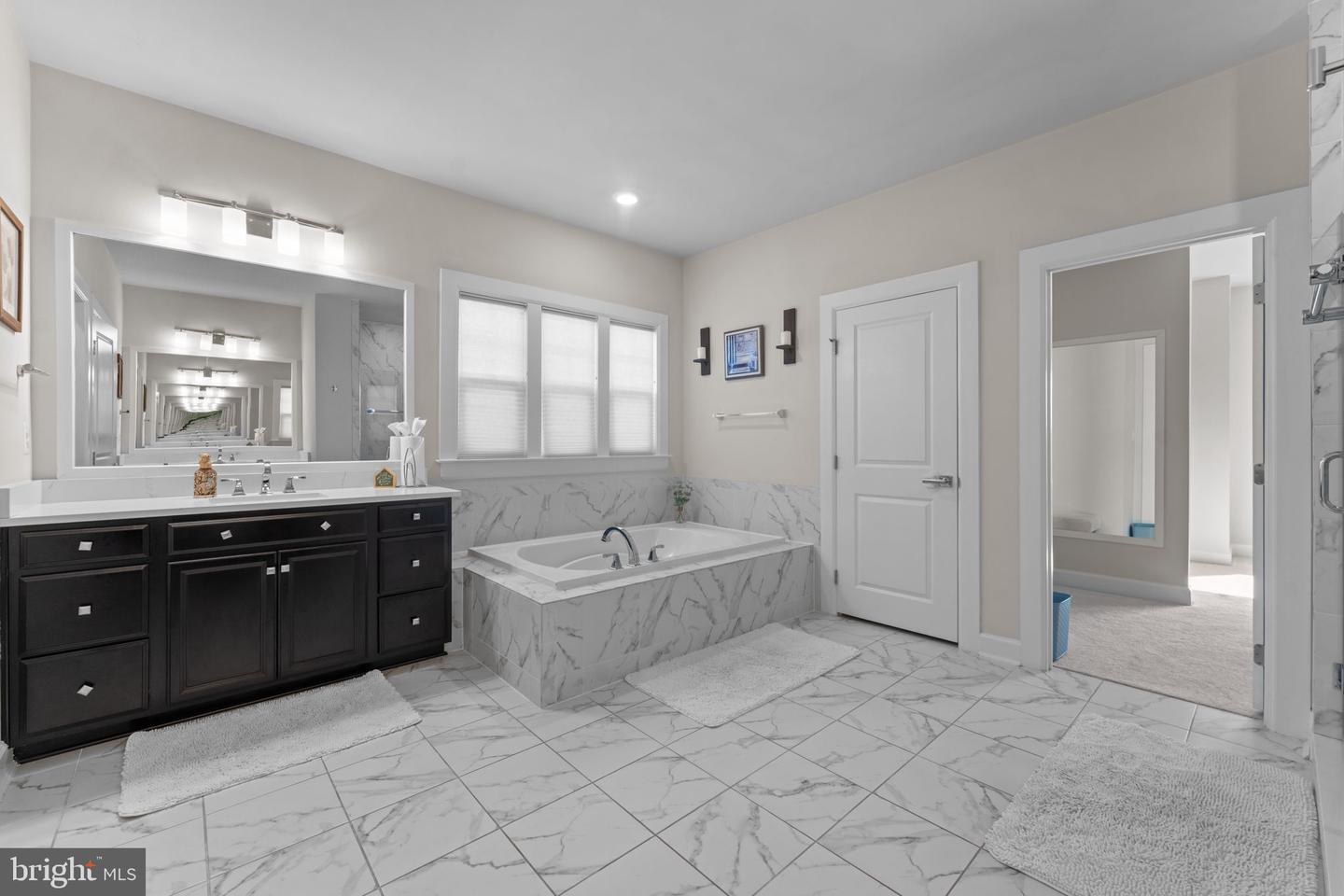 15610 CALUM CT, HAYMARKET, Virginia 20169, 5 Bedrooms Bedrooms, ,6 BathroomsBathrooms,Residential,For sale,15610 CALUM CT,VAPW2110528 MLS # VAPW2110528