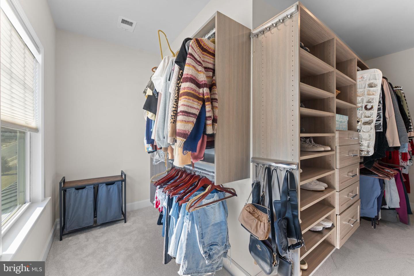 15610 CALUM CT, HAYMARKET, Virginia 20169, 5 Bedrooms Bedrooms, ,6 BathroomsBathrooms,Residential,For sale,15610 CALUM CT,VAPW2110528 MLS # VAPW2110528