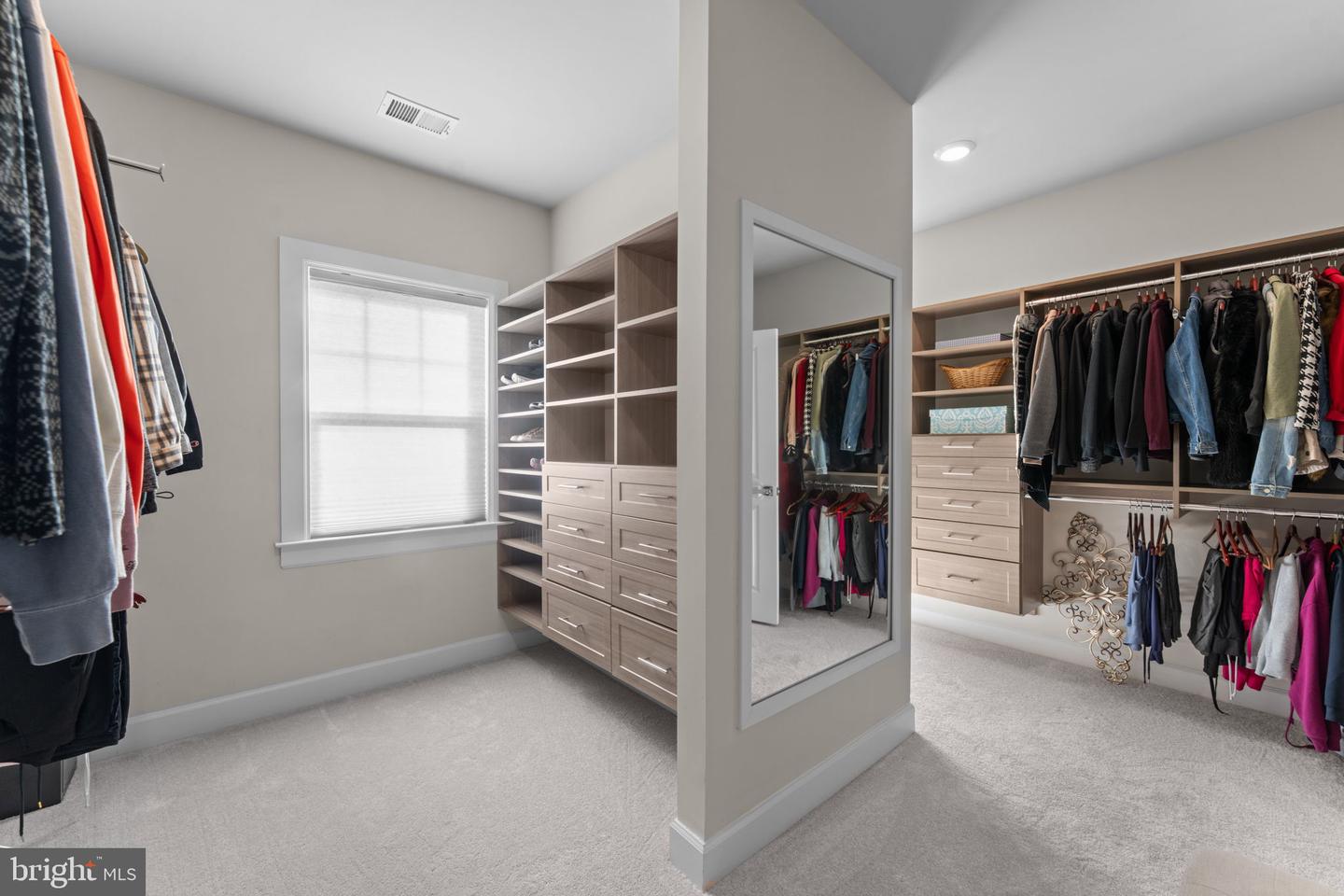 15610 CALUM CT, HAYMARKET, Virginia 20169, 5 Bedrooms Bedrooms, ,6 BathroomsBathrooms,Residential,For sale,15610 CALUM CT,VAPW2110528 MLS # VAPW2110528