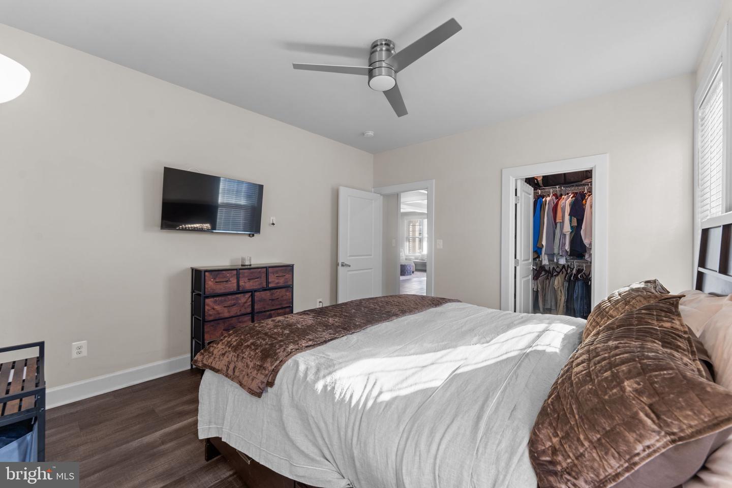 15610 CALUM CT, HAYMARKET, Virginia 20169, 5 Bedrooms Bedrooms, ,6 BathroomsBathrooms,Residential,For sale,15610 CALUM CT,VAPW2110528 MLS # VAPW2110528