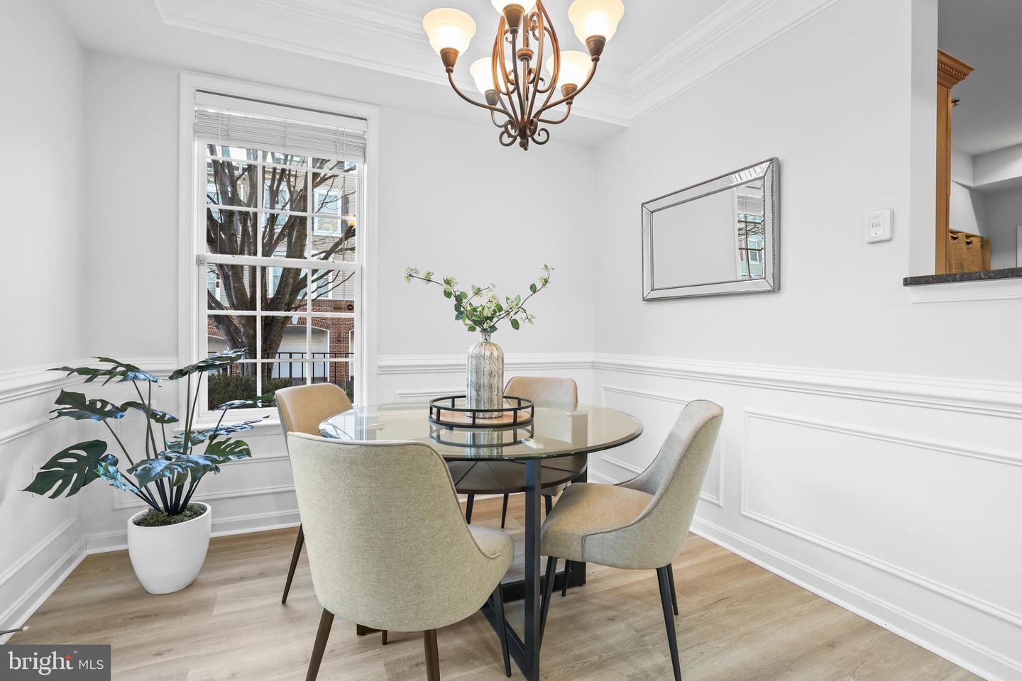 7057 HUNTLEY RUN PL #120, ALEXANDRIA, Virginia 22306, 2 Bedrooms Bedrooms, ,2 BathroomsBathrooms,Residential,For sale,7057 HUNTLEY RUN PL #120,VAFX2285768 MLS # VAFX2285768 7057 HUNTLEY RUN PL #120, ALEXANDRIA, Virginia 22306, 2 Bedrooms Bedrooms, ,2 BathroomsBathrooms,Residential,For sale,7057 HUNTLEY RUN PL #120,VAFX2285768 MLS # VAFX2285768