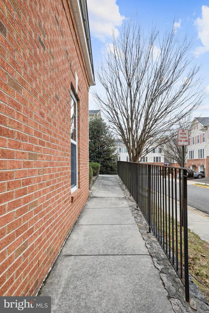 7057 HUNTLEY RUN PL #120, ALEXANDRIA, Virginia 22306, 2 Bedrooms Bedrooms, ,2 BathroomsBathrooms,Residential,For sale,7057 HUNTLEY RUN PL #120,VAFX2285768 MLS # VAFX2285768 7057 HUNTLEY RUN PL #120, ALEXANDRIA, Virginia 22306, 2 Bedrooms Bedrooms, ,2 BathroomsBathrooms,Residential,For sale,7057 HUNTLEY RUN PL #120,VAFX2285768 MLS # VAFX2285768