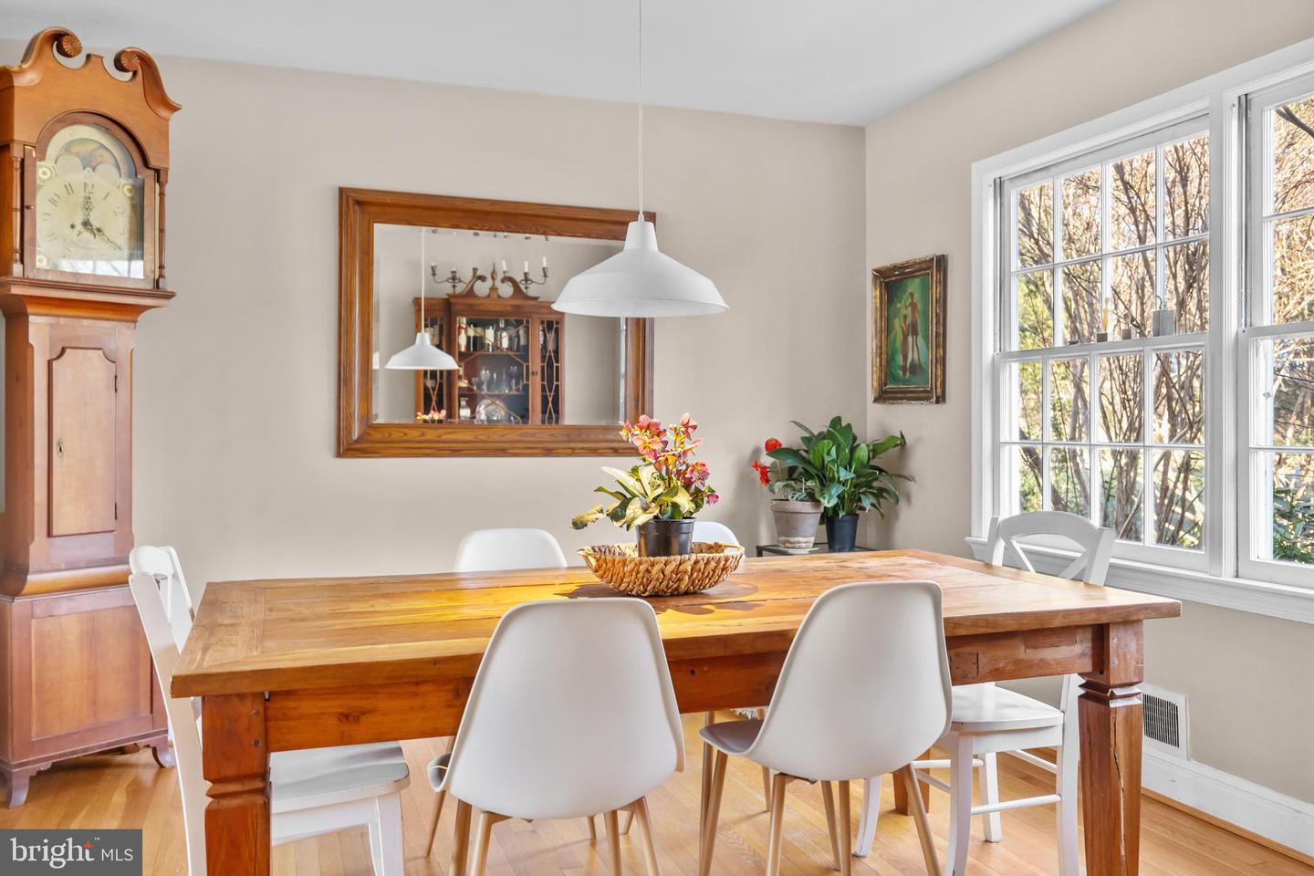 6534 DIVINE ST, MCLEAN, Virginia 22101, 4 Bedrooms Bedrooms, ,2 BathroomsBathrooms,Residential,For sale,6534 DIVINE ST,VAFX2285804 MLS # VAFX2285804 6534 DIVINE ST, MCLEAN, Virginia 22101, 4 Bedrooms Bedrooms, ,2 BathroomsBathrooms,Residential,For sale,6534 DIVINE ST,VAFX2285804 MLS # VAFX2285804