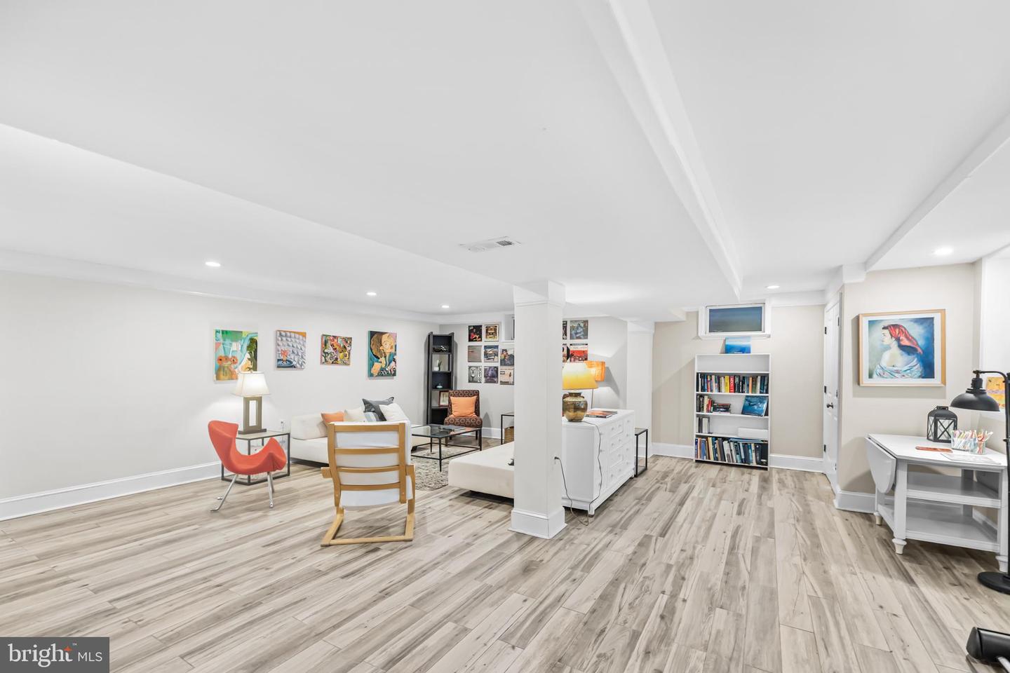 6534 DIVINE ST, MCLEAN, Virginia 22101, 4 Bedrooms Bedrooms, ,2 BathroomsBathrooms,Residential,For sale,6534 DIVINE ST,VAFX2285804 MLS # VAFX2285804 6534 DIVINE ST, MCLEAN, Virginia 22101, 4 Bedrooms Bedrooms, ,2 BathroomsBathrooms,Residential,For sale,6534 DIVINE ST,VAFX2285804 MLS # VAFX2285804