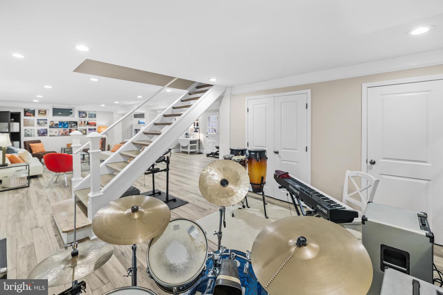 6534 DIVINE ST, MCLEAN, Virginia 22101, 4 Bedrooms Bedrooms, ,2 BathroomsBathrooms,Residential,For sale,6534 DIVINE ST,VAFX2285804 MLS # VAFX2285804 6534 DIVINE ST, MCLEAN, Virginia 22101, 4 Bedrooms Bedrooms, ,2 BathroomsBathrooms,Residential,For sale,6534 DIVINE ST,VAFX2285804 MLS # VAFX2285804