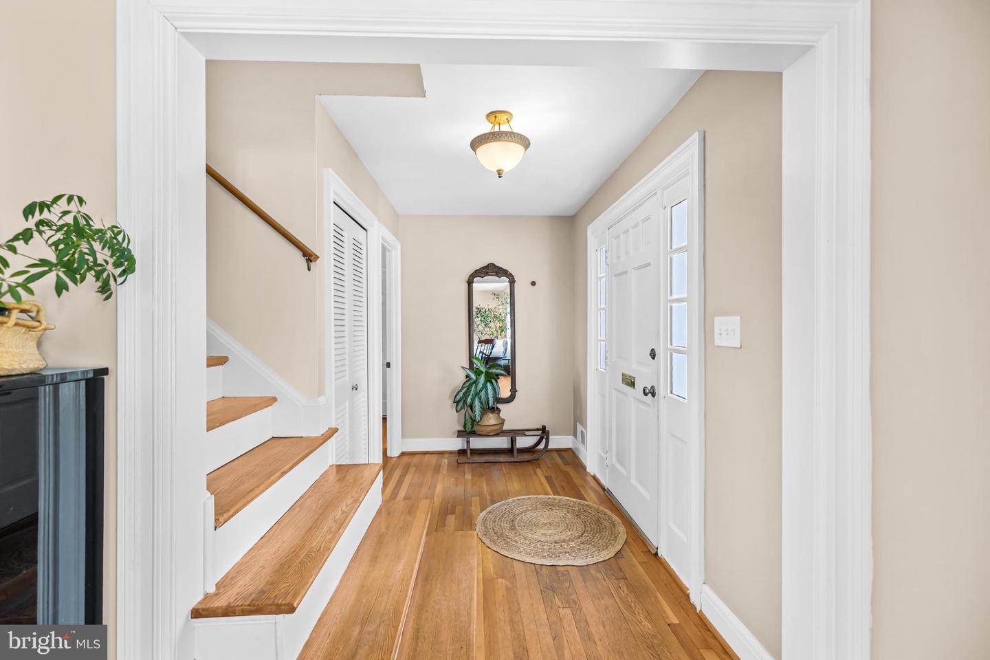 6534 DIVINE ST, MCLEAN, Virginia 22101, 4 Bedrooms Bedrooms, ,2 BathroomsBathrooms,Residential,For sale,6534 DIVINE ST,VAFX2285804 MLS # VAFX2285804 6534 DIVINE ST, MCLEAN, Virginia 22101, 4 Bedrooms Bedrooms, ,2 BathroomsBathrooms,Residential,For sale,6534 DIVINE ST,VAFX2285804 MLS # VAFX2285804