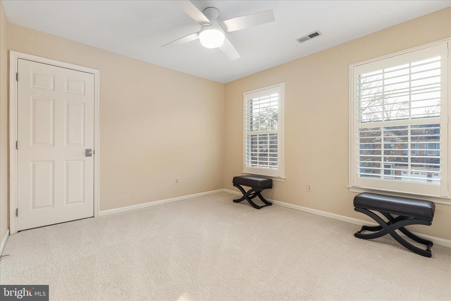 12822 MONROE MANOR DR, OAK HILL, Virginia 20171, 4 Bedrooms Bedrooms, ,3 BathroomsBathrooms,Residential,For sale,12822 MONROE MANOR DR,VAFX2285856 MLS # VAFX2285856