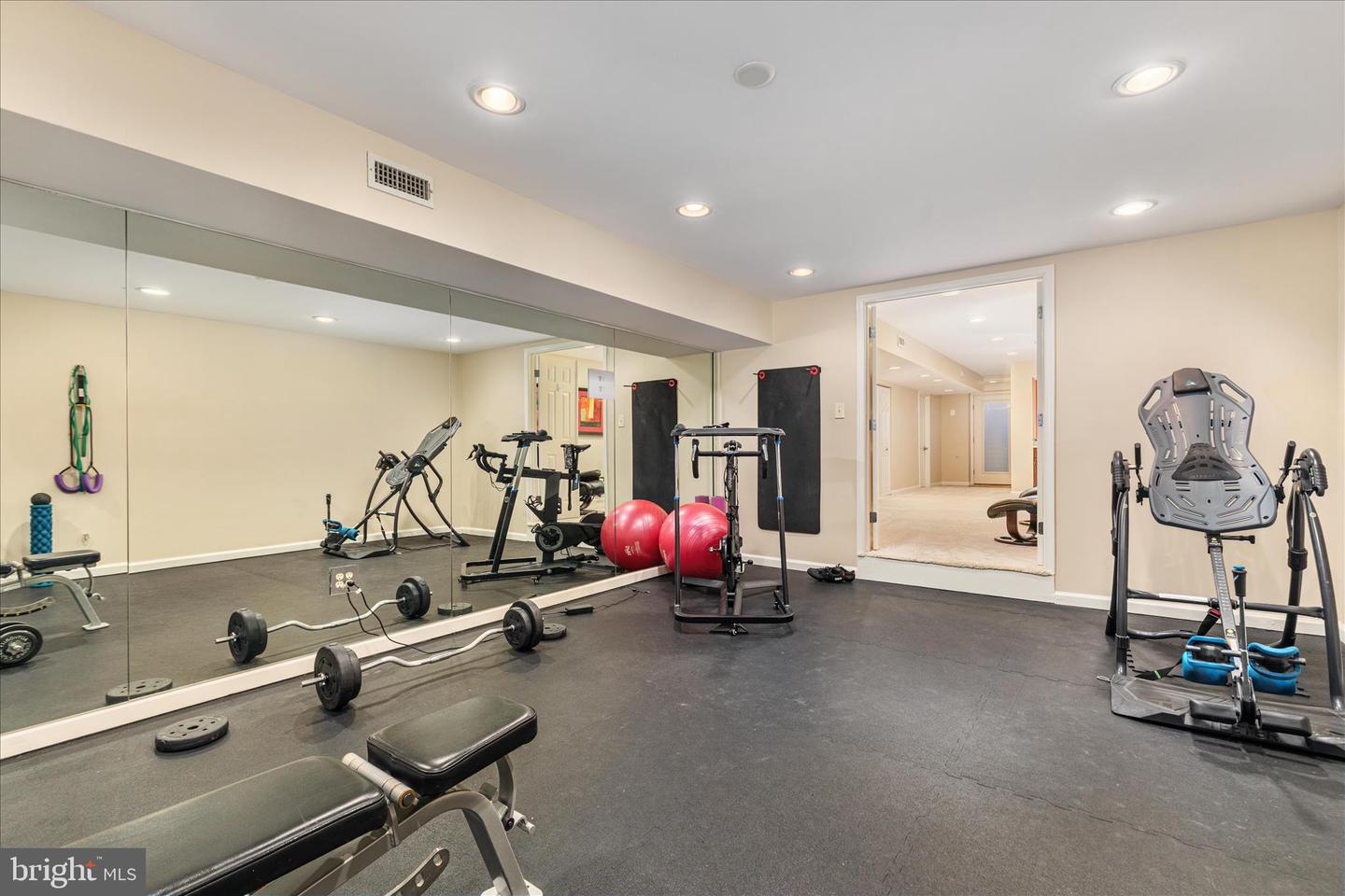 12822 MONROE MANOR DR, OAK HILL, Virginia 20171, 4 Bedrooms Bedrooms, ,3 BathroomsBathrooms,Residential,For sale,12822 MONROE MANOR DR,VAFX2285856 MLS # VAFX2285856