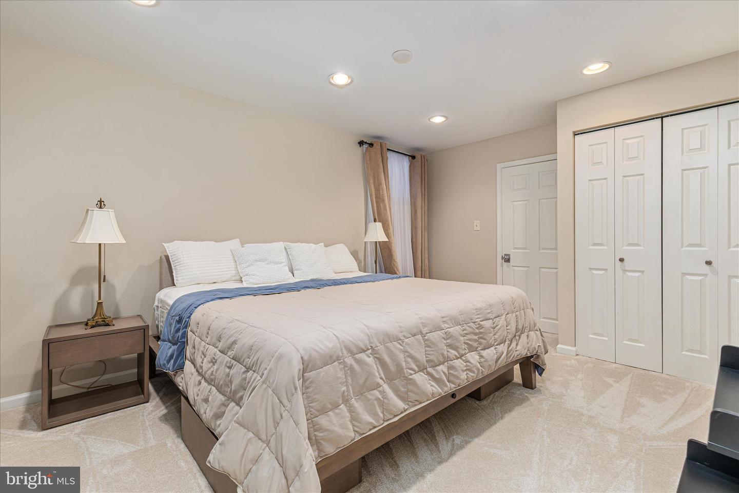 12822 MONROE MANOR DR, OAK HILL, Virginia 20171, 4 Bedrooms Bedrooms, ,3 BathroomsBathrooms,Residential,For sale,12822 MONROE MANOR DR,VAFX2285856 MLS # VAFX2285856