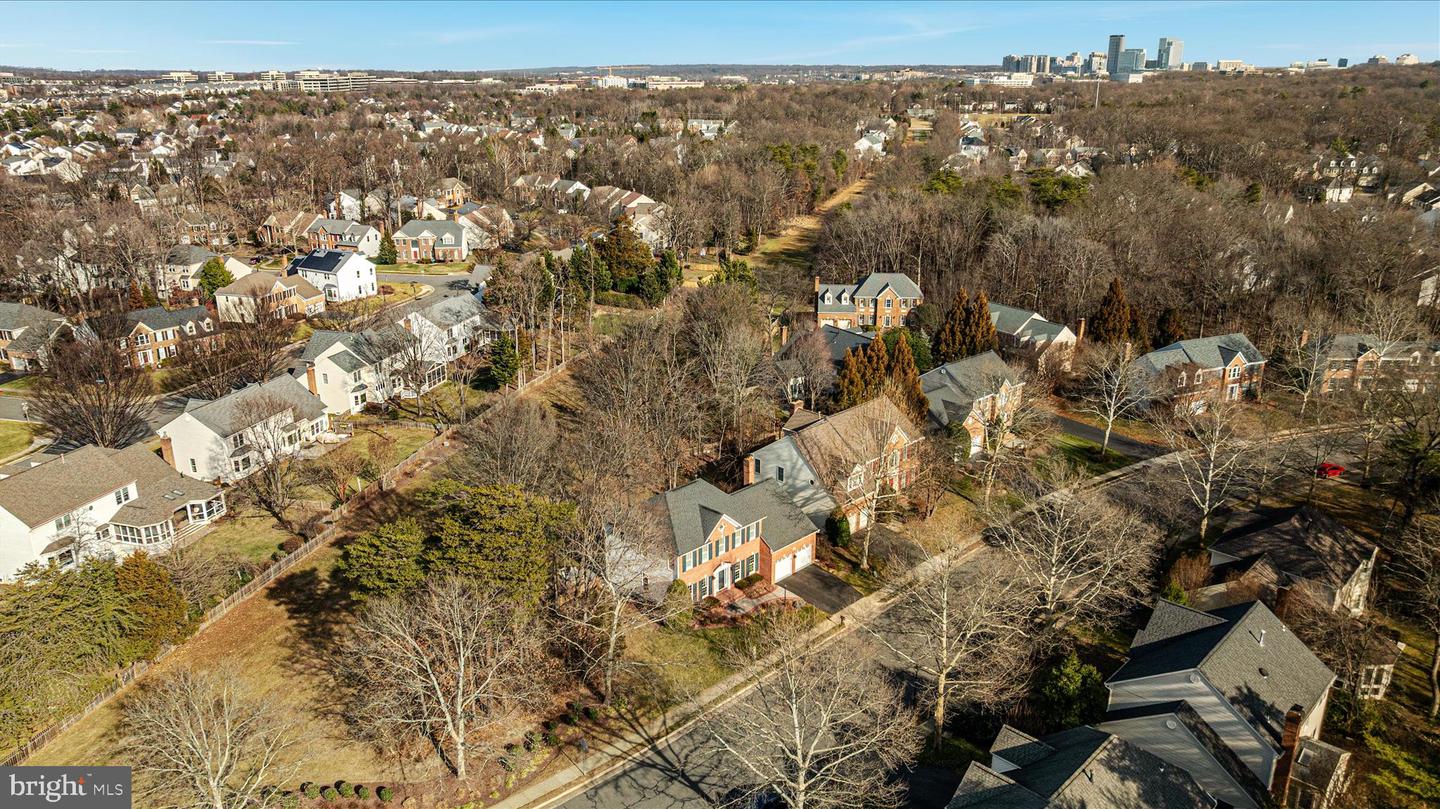 12822 MONROE MANOR DR, OAK HILL, Virginia 20171, 4 Bedrooms Bedrooms, ,3 BathroomsBathrooms,Residential,For sale,12822 MONROE MANOR DR,VAFX2285856 MLS # VAFX2285856