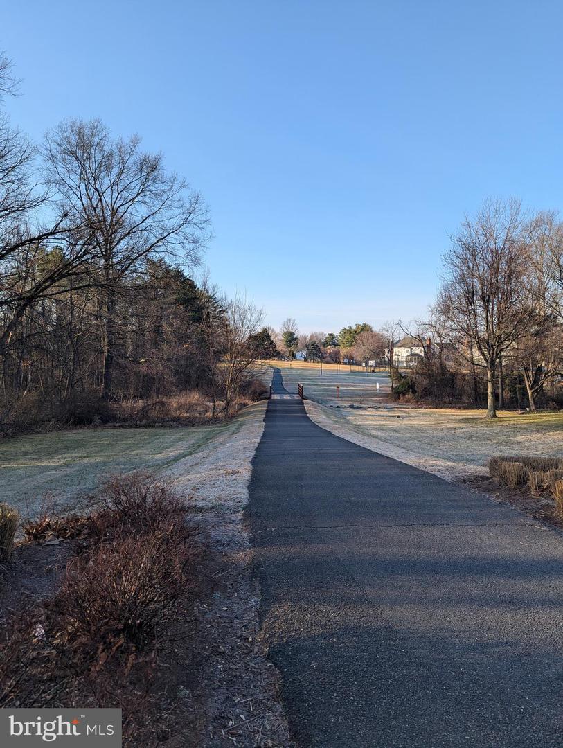 12822 MONROE MANOR DR, OAK HILL, Virginia 20171, 4 Bedrooms Bedrooms, ,3 BathroomsBathrooms,Residential,For sale,12822 MONROE MANOR DR,VAFX2285856 MLS # VAFX2285856