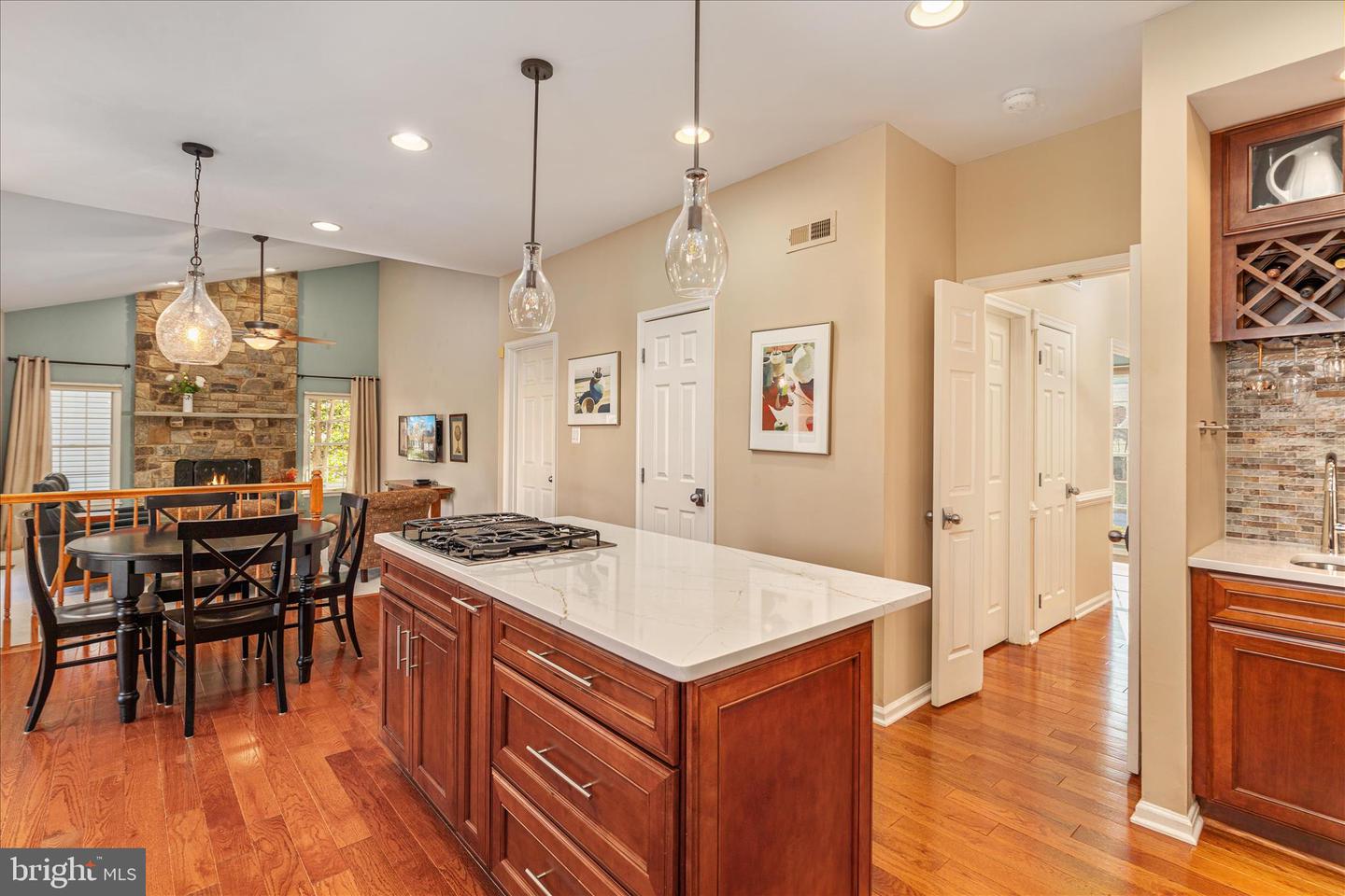 12822 MONROE MANOR DR, OAK HILL, Virginia 20171, 4 Bedrooms Bedrooms, ,3 BathroomsBathrooms,Residential,For sale,12822 MONROE MANOR DR,VAFX2285856 MLS # VAFX2285856