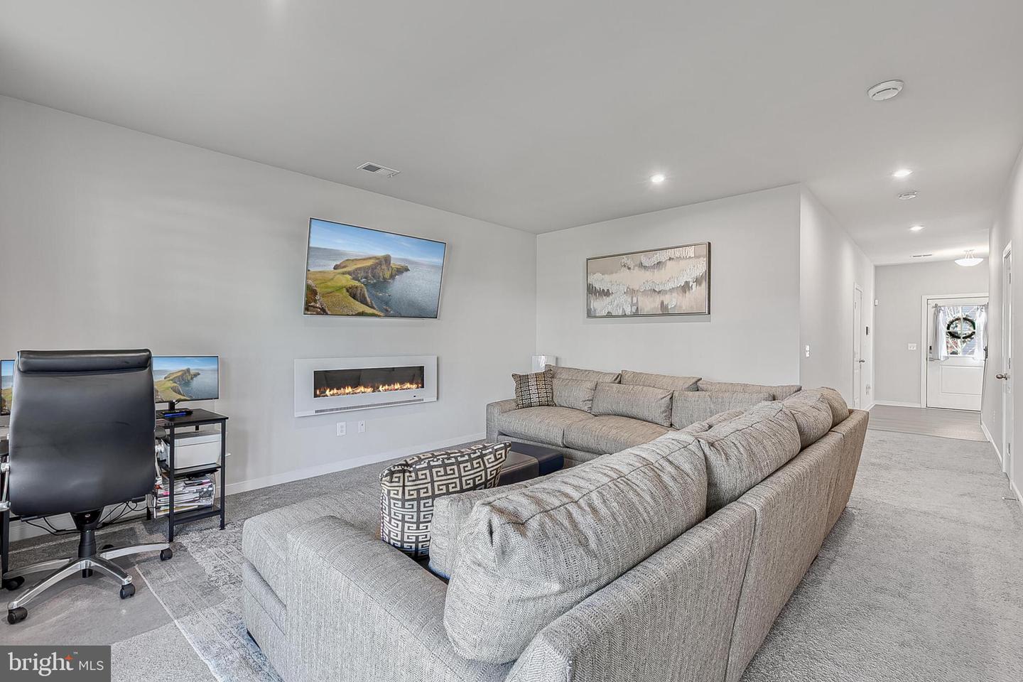 107 CATES LN, STAFFORD, Virginia 22554, 3 Bedrooms Bedrooms, ,2 BathroomsBathrooms,Residential,For sale,107 CATES LN,VAST2045292 MLS # VAST2045292