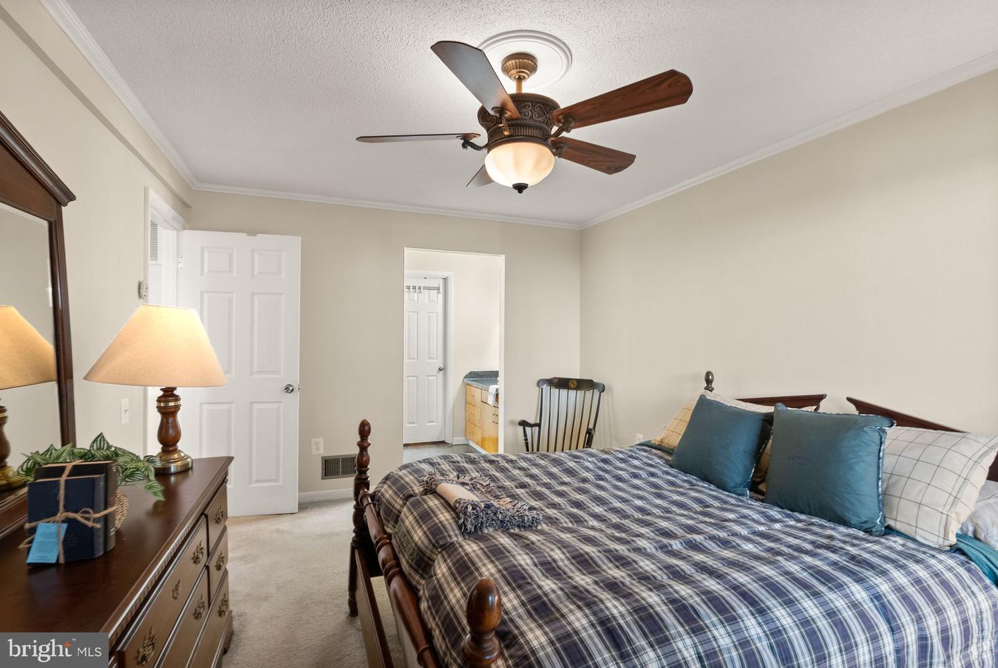 1641 KENWOOD AVE, ALEXANDRIA, Virginia 22302, 2 Bedrooms Bedrooms, ,2 BathroomsBathrooms,Residential,For sale,1641 KENWOOD AVE,VAAX2053192 MLS # VAAX2053192 1641 KENWOOD AVE, ALEXANDRIA, Virginia 22302, 2 Bedrooms Bedrooms, ,2 BathroomsBathrooms,Residential,For sale,1641 KENWOOD AVE,VAAX2053192 MLS # VAAX2053192