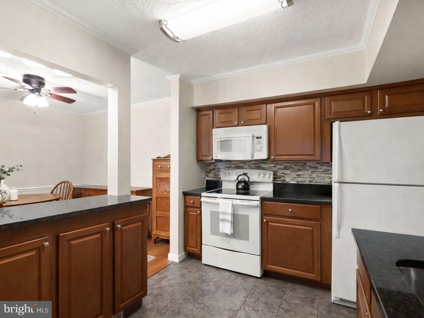 1641 KENWOOD AVE, ALEXANDRIA, Virginia 22302, 2 Bedrooms Bedrooms, ,2 BathroomsBathrooms,Residential,For sale,1641 KENWOOD AVE,VAAX2053192 MLS # VAAX2053192 1641 KENWOOD AVE, ALEXANDRIA, Virginia 22302, 2 Bedrooms Bedrooms, ,2 BathroomsBathrooms,Residential,For sale,1641 KENWOOD AVE,VAAX2053192 MLS # VAAX2053192