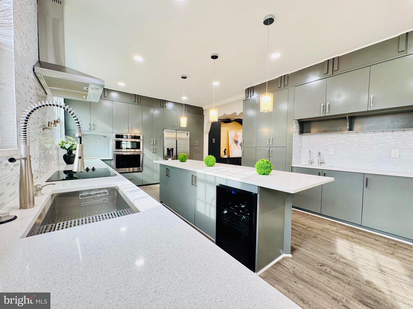 3197 TULIP TREE PL, DUMFRIES, Virginia 22026, 6 Bedrooms Bedrooms, ,3 BathroomsBathrooms,Residential,For sale,3197 TULIP TREE PL,VAPW2110620 MLS # VAPW2110620