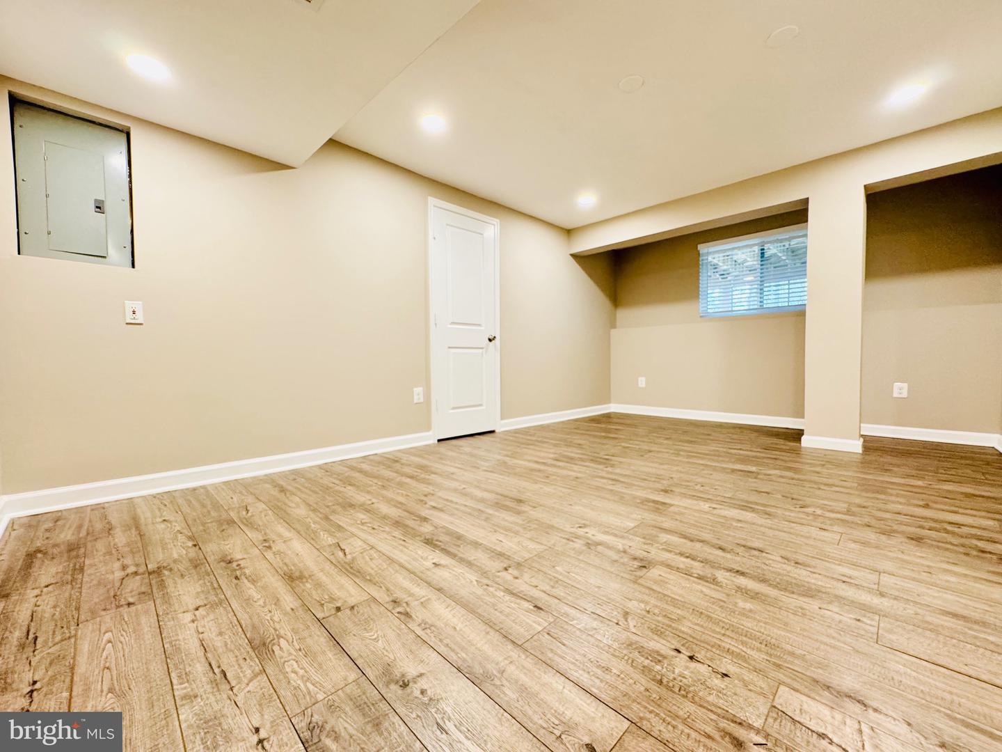 3197 TULIP TREE PL, DUMFRIES, Virginia 22026, 6 Bedrooms Bedrooms, ,3 BathroomsBathrooms,Residential,For sale,3197 TULIP TREE PL,VAPW2110620 MLS # VAPW2110620