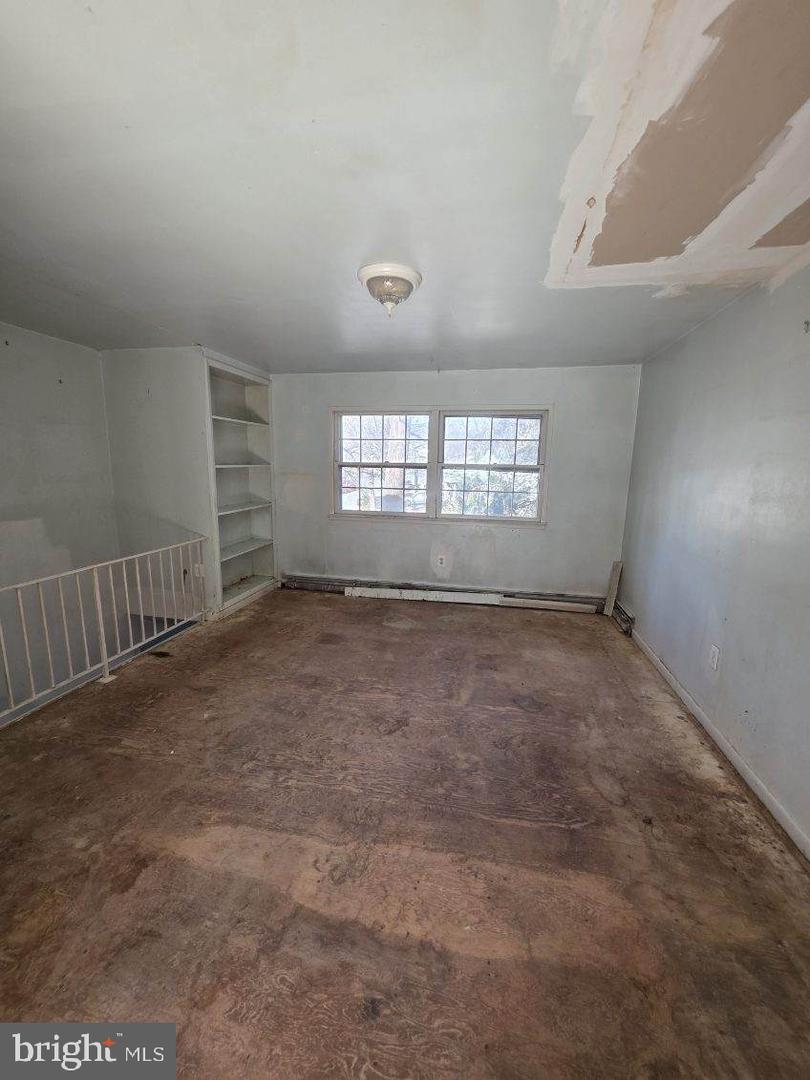 4233 HOFFMAN DR, WOODBRIDGE, Virginia 22193, 3 Bedrooms Bedrooms, ,2 BathroomsBathrooms,Residential,For sale,4233 HOFFMAN DR,VAPW2110624 MLS # VAPW2110624 4233 HOFFMAN DR, WOODBRIDGE, Virginia 22193, 3 Bedrooms Bedrooms, ,2 BathroomsBathrooms,Residential,For sale,4233 HOFFMAN DR,VAPW2110624 MLS # VAPW2110624