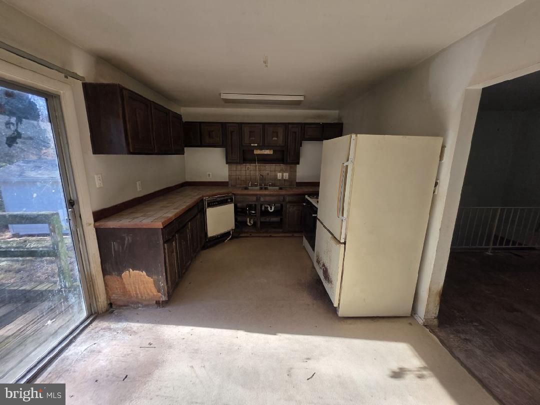 4233 HOFFMAN DR, WOODBRIDGE, Virginia 22193, 3 Bedrooms Bedrooms, ,2 BathroomsBathrooms,Residential,For sale,4233 HOFFMAN DR,VAPW2110624 MLS # VAPW2110624 4233 HOFFMAN DR, WOODBRIDGE, Virginia 22193, 3 Bedrooms Bedrooms, ,2 BathroomsBathrooms,Residential,For sale,4233 HOFFMAN DR,VAPW2110624 MLS # VAPW2110624