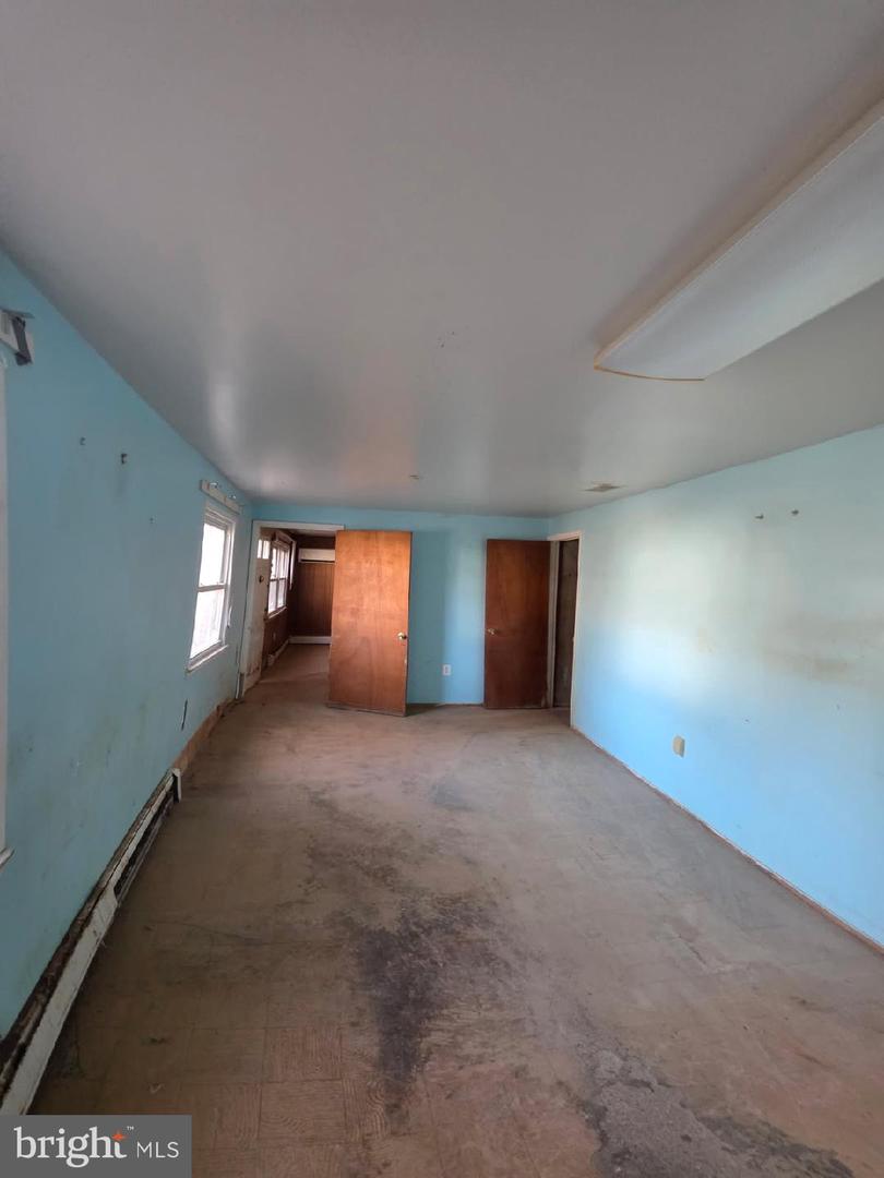 4233 HOFFMAN DR, WOODBRIDGE, Virginia 22193, 3 Bedrooms Bedrooms, ,2 BathroomsBathrooms,Residential,For sale,4233 HOFFMAN DR,VAPW2110624 MLS # VAPW2110624 4233 HOFFMAN DR, WOODBRIDGE, Virginia 22193, 3 Bedrooms Bedrooms, ,2 BathroomsBathrooms,Residential,For sale,4233 HOFFMAN DR,VAPW2110624 MLS # VAPW2110624