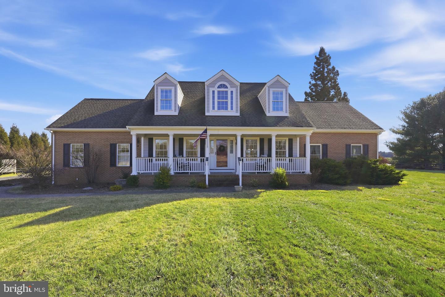 422 MILLDALE VALLEY DR, FRONT ROYAL, Virginia 22630, 4 Bedrooms Bedrooms, ,2 BathroomsBathrooms,Residential,For sale,422 MILLDALE VALLEY DR,VAWR2013136 MLS # VAWR2013136