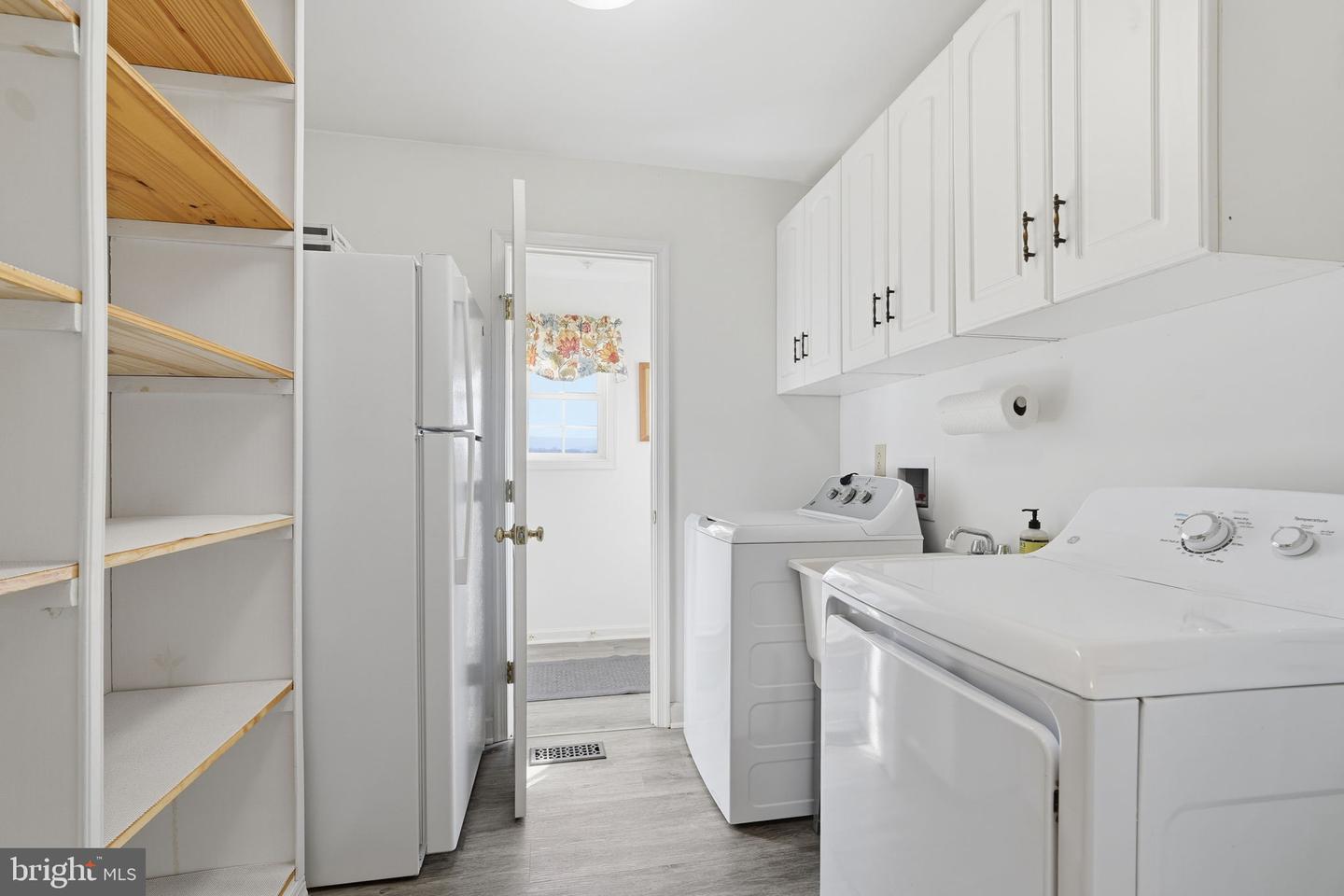 422 MILLDALE VALLEY DR, FRONT ROYAL, Virginia 22630, 4 Bedrooms Bedrooms, ,2 BathroomsBathrooms,Residential,For sale,422 MILLDALE VALLEY DR,VAWR2013136 MLS # VAWR2013136