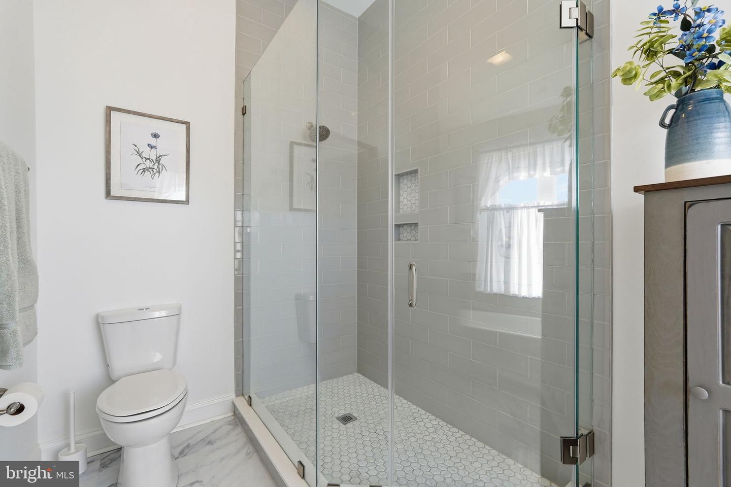 422 MILLDALE VALLEY DR, FRONT ROYAL, Virginia 22630, 4 Bedrooms Bedrooms, ,2 BathroomsBathrooms,Residential,For sale,422 MILLDALE VALLEY DR,VAWR2013136 MLS # VAWR2013136