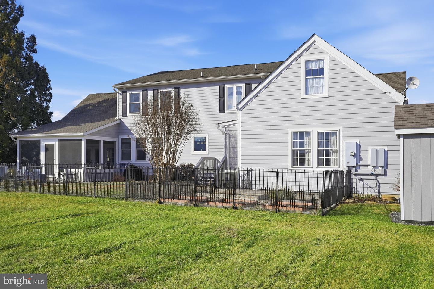 422 MILLDALE VALLEY DR, FRONT ROYAL, Virginia 22630, 4 Bedrooms Bedrooms, ,2 BathroomsBathrooms,Residential,For sale,422 MILLDALE VALLEY DR,VAWR2013136 MLS # VAWR2013136