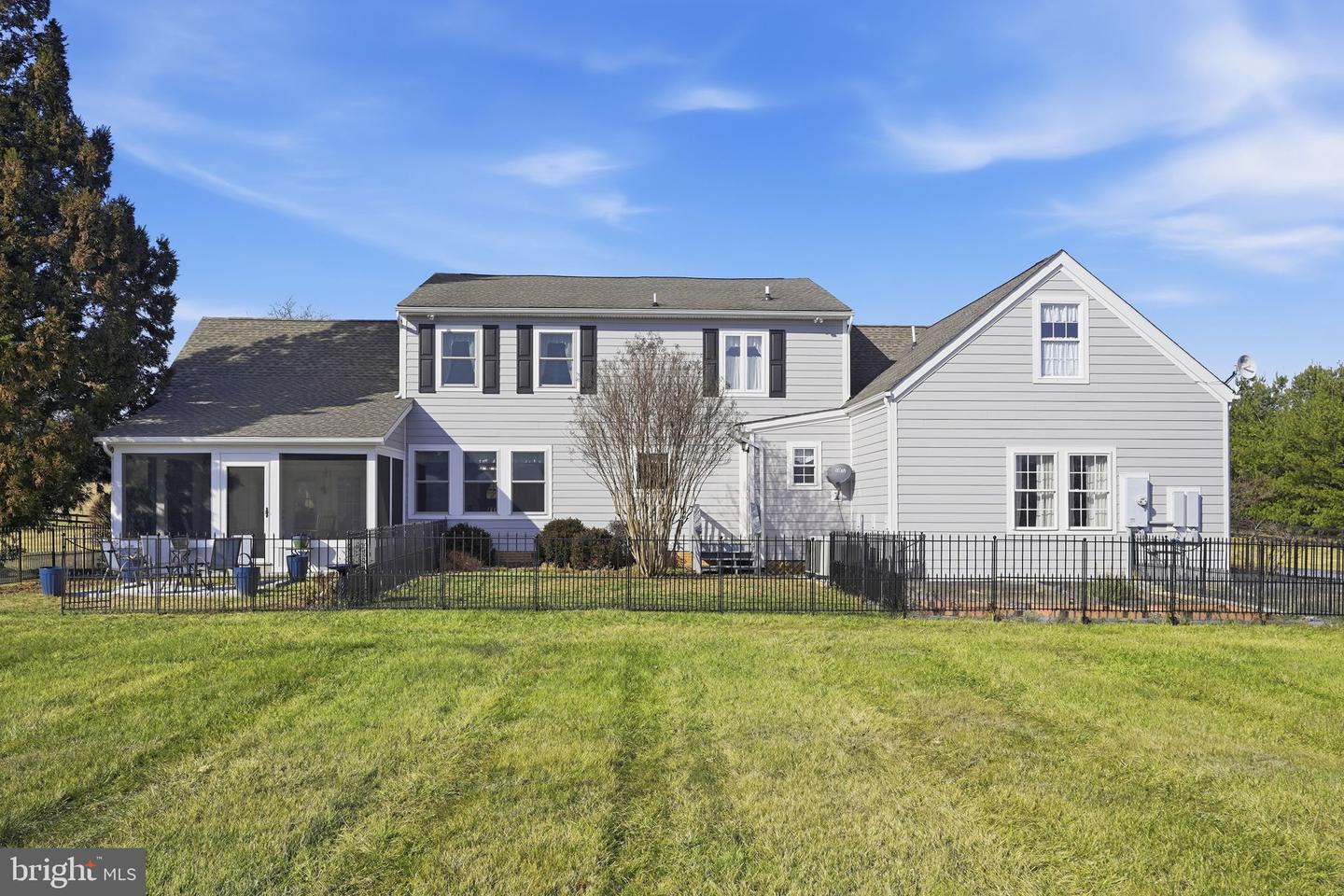 422 MILLDALE VALLEY DR, FRONT ROYAL, Virginia 22630, 4 Bedrooms Bedrooms, ,2 BathroomsBathrooms,Residential,For sale,422 MILLDALE VALLEY DR,VAWR2013136 MLS # VAWR2013136